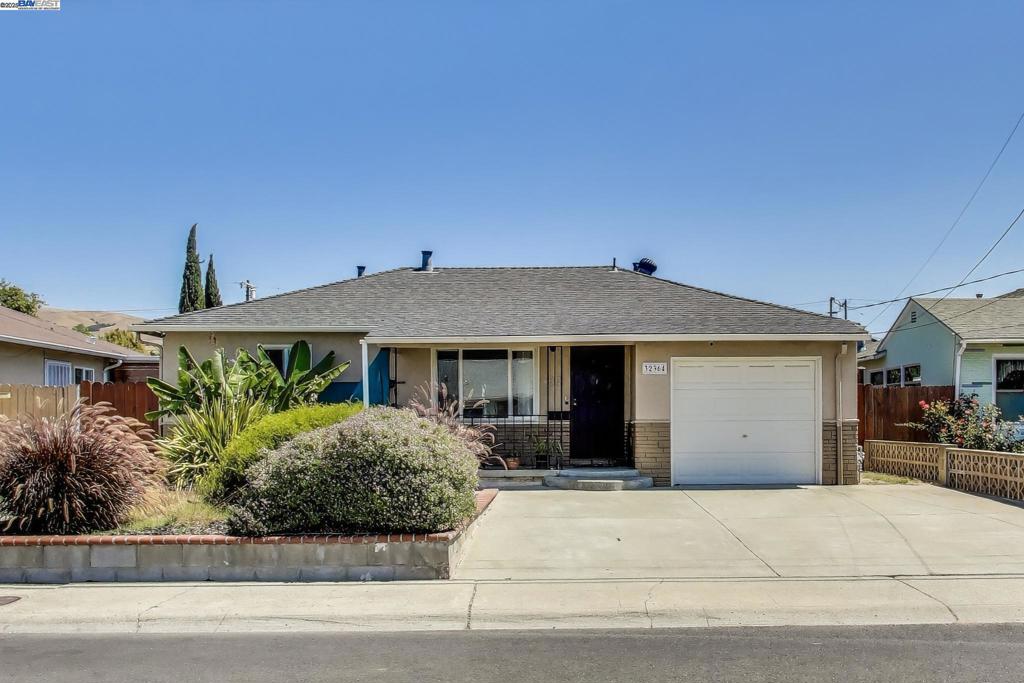 Hayward, California, 94544, United States, 3 Bedrooms Bedrooms, ,2 BathroomsBathrooms,Residential,For Sale,1938339