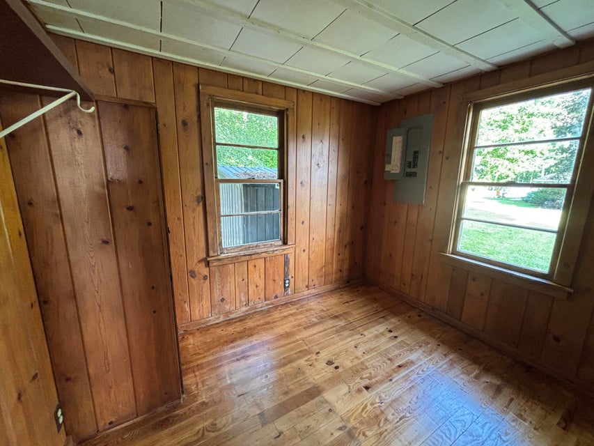 Howard City, Michigan, 49329, United States, 2 Bedrooms Bedrooms, ,1 BathroomBathrooms,Residential,For Sale,1982398