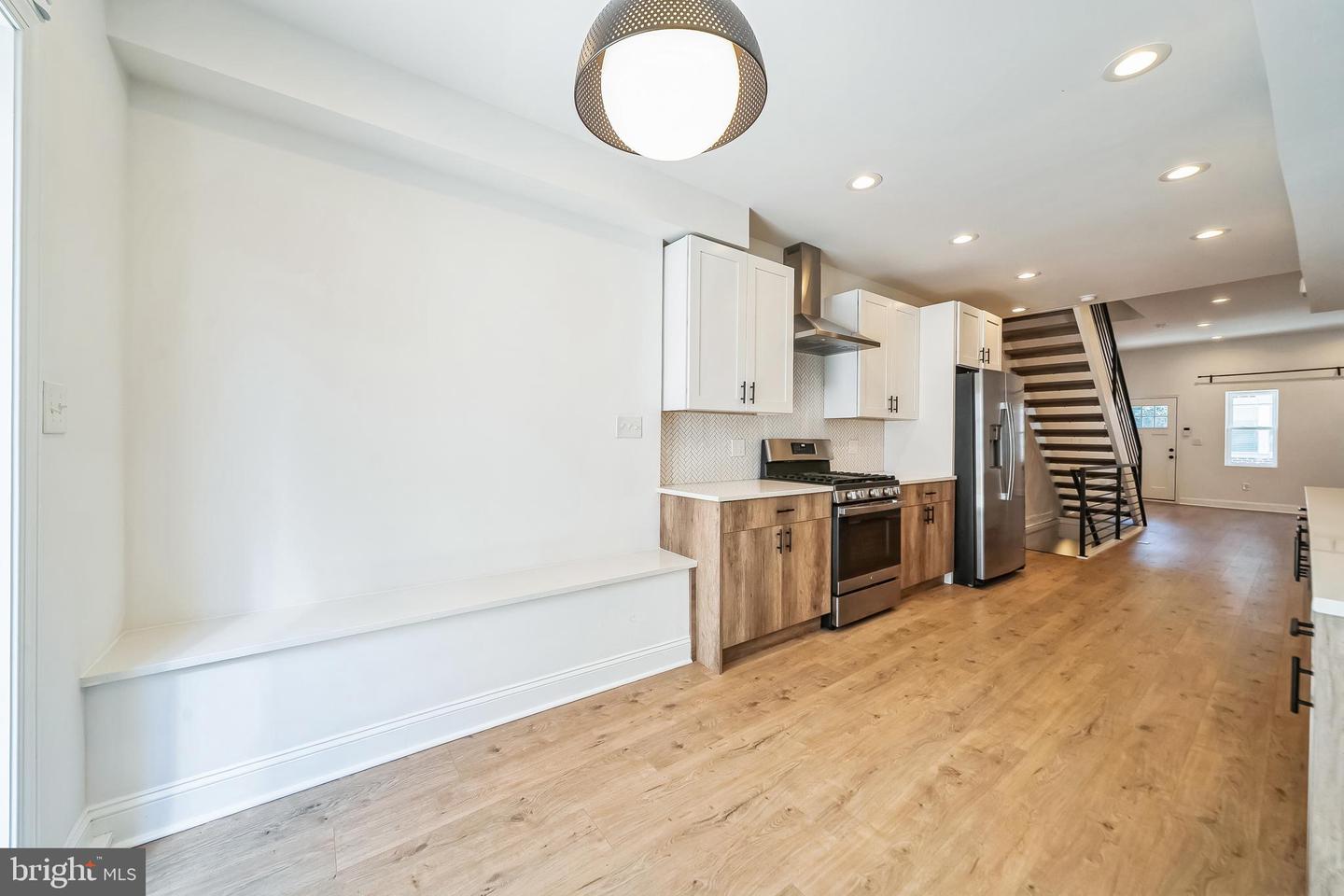 Philadelphia, Pennsylvania, 19130, United States, 4 Bedrooms Bedrooms, ,3 BathroomsBathrooms,Residential,For Sale,1949976