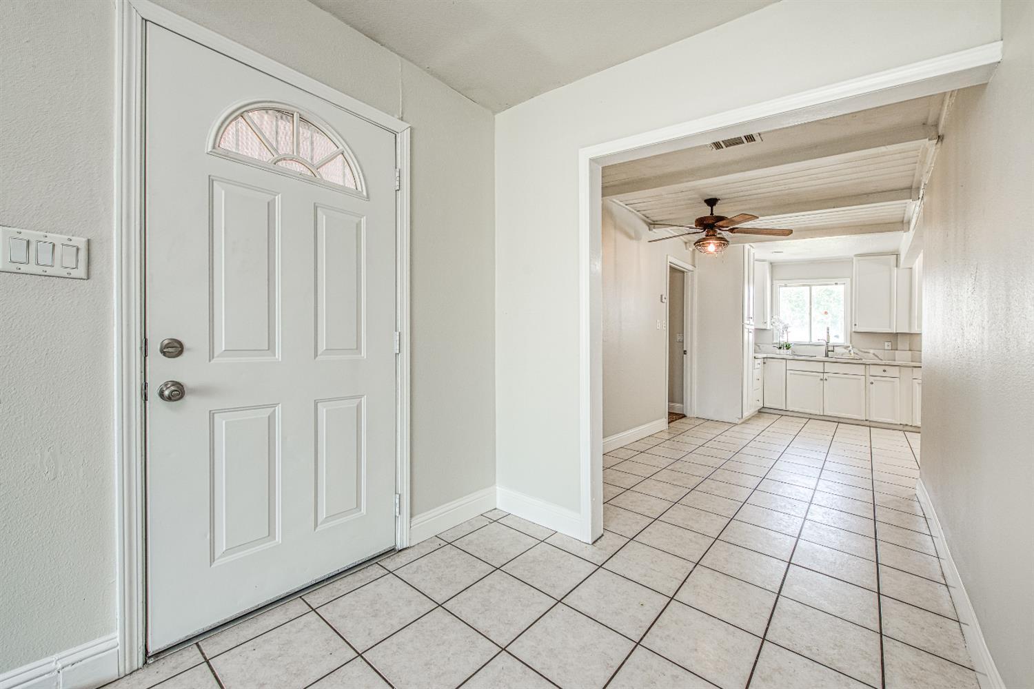 Fresno, California, 93722, United States, 3 Bedrooms Bedrooms, ,2 BathroomsBathrooms,Residential,For Sale,2039755