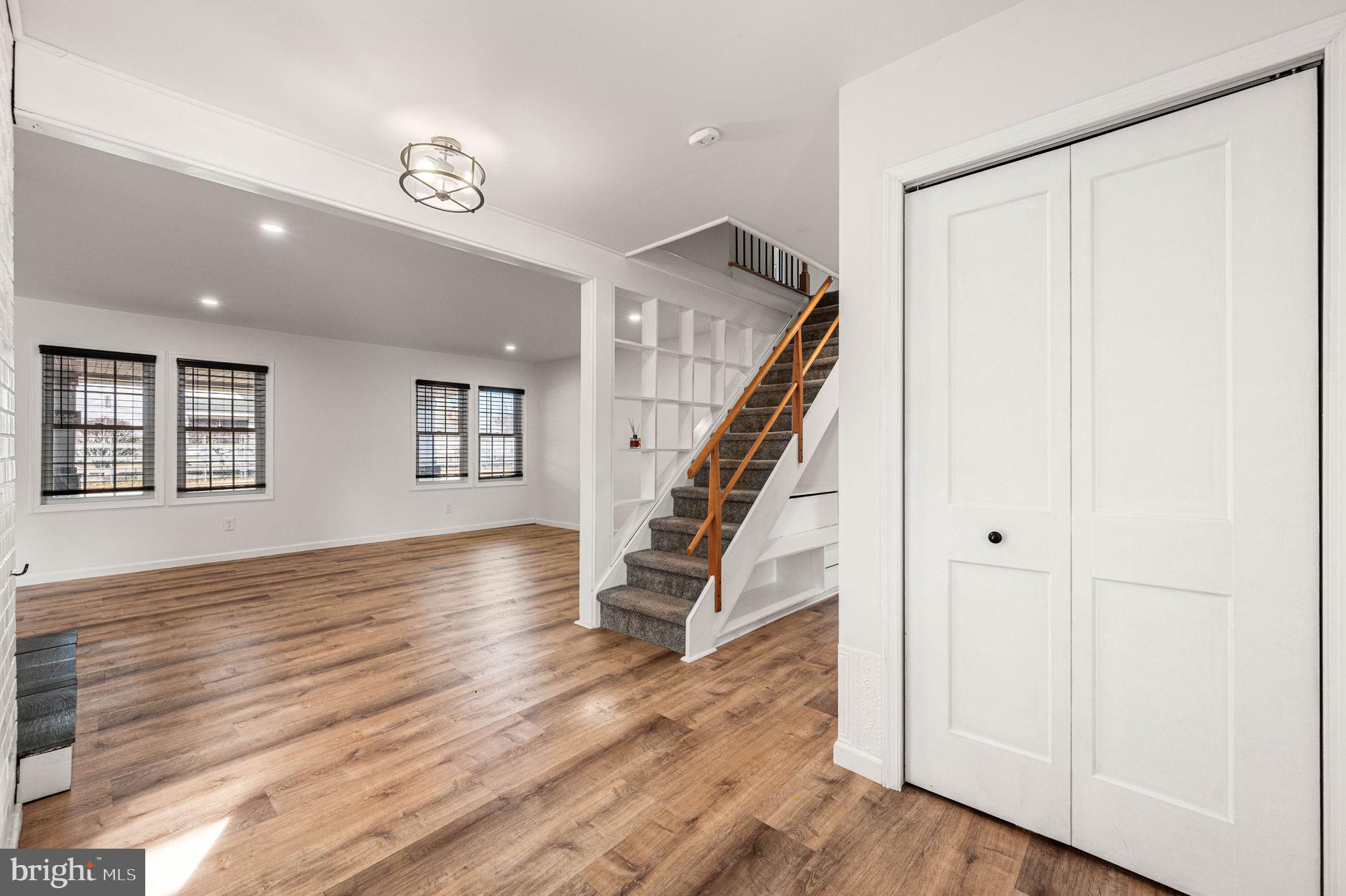 LEVITTOWN, Pennsylvania, 19056, United States, 5 Bedrooms Bedrooms, ,3 BathroomsBathrooms,Residential,For Sale,2010405