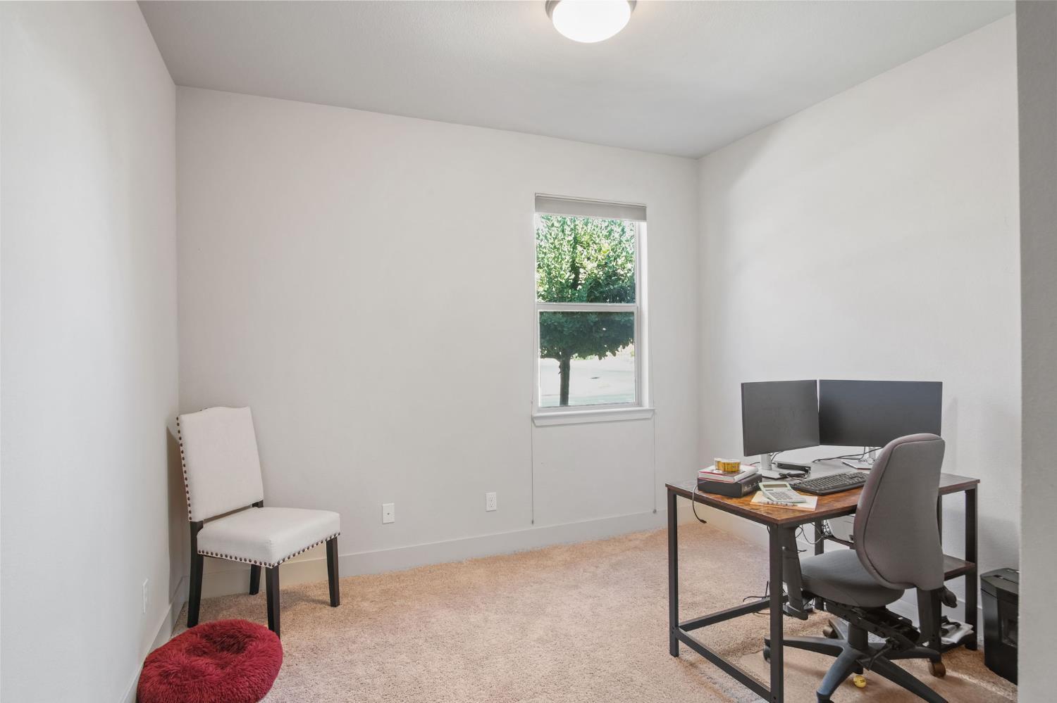 Oakdale, California, 95361, United States, 3 Bedrooms Bedrooms, ,2 BathroomsBathrooms,Residential,For Sale,1985752