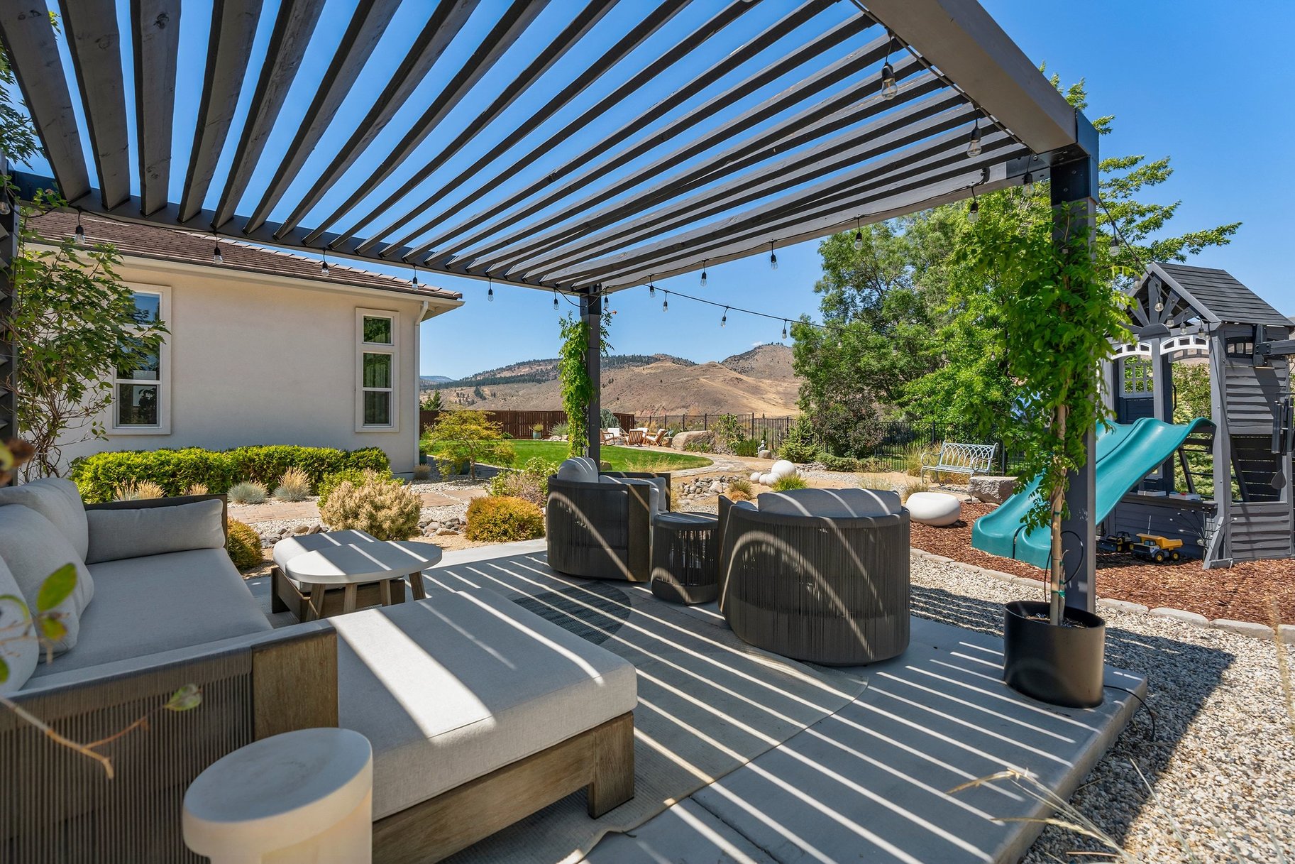  Private Luxury Retreat in Verdi with Custom Designer Finishes & Peavine Views - 物件實景