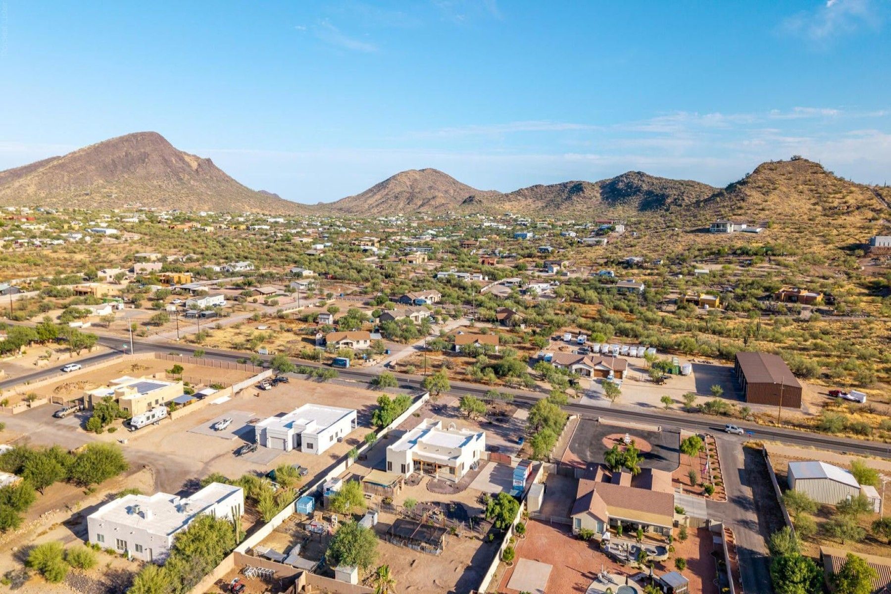  1120 E Circle Mountain Road  New River, AZ - 物件實景