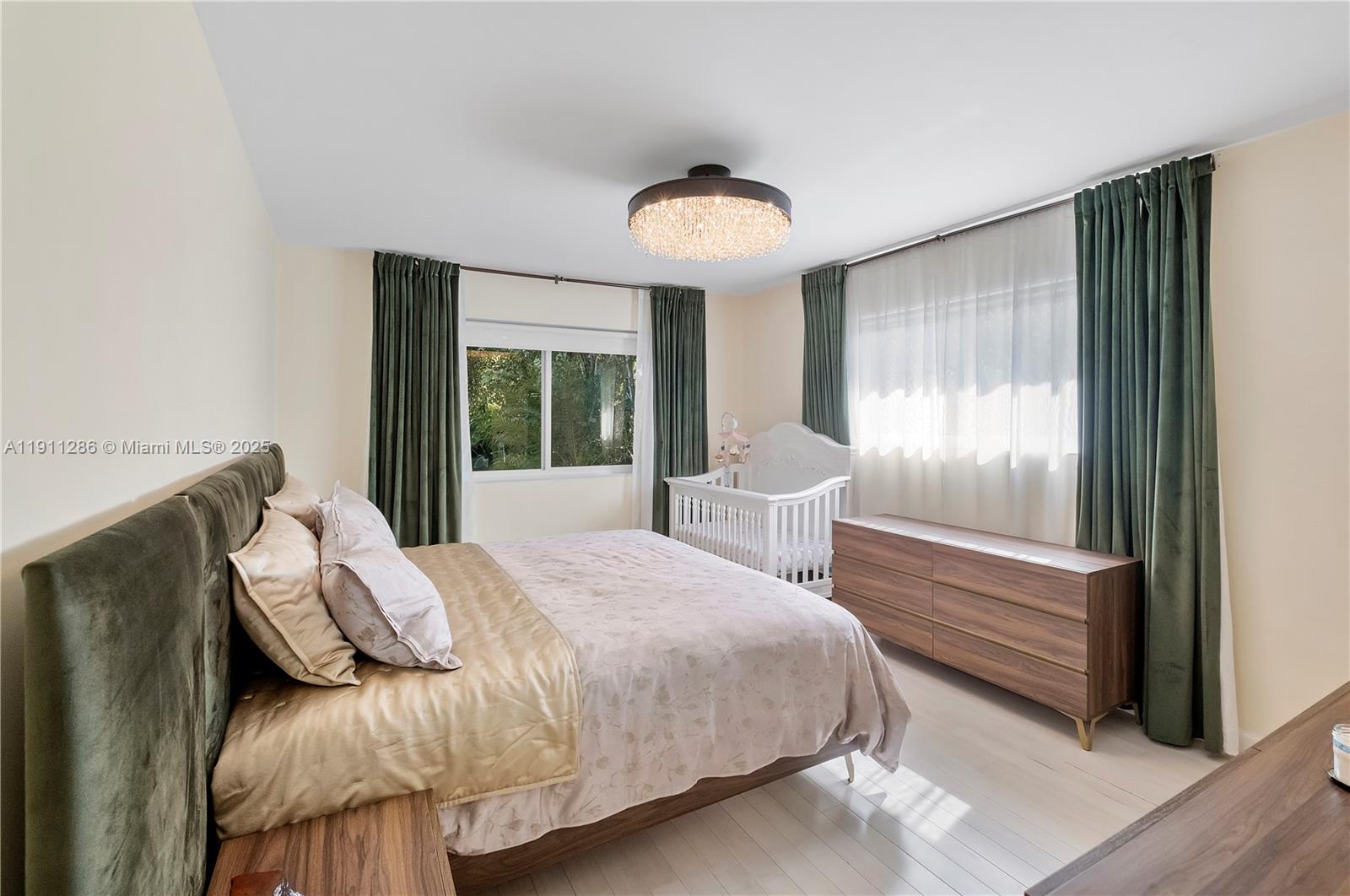 Surfside, Florida, 33154, United States, 3 Bedrooms Bedrooms, ,2 BathroomsBathrooms,Residential,For Sale,1991732