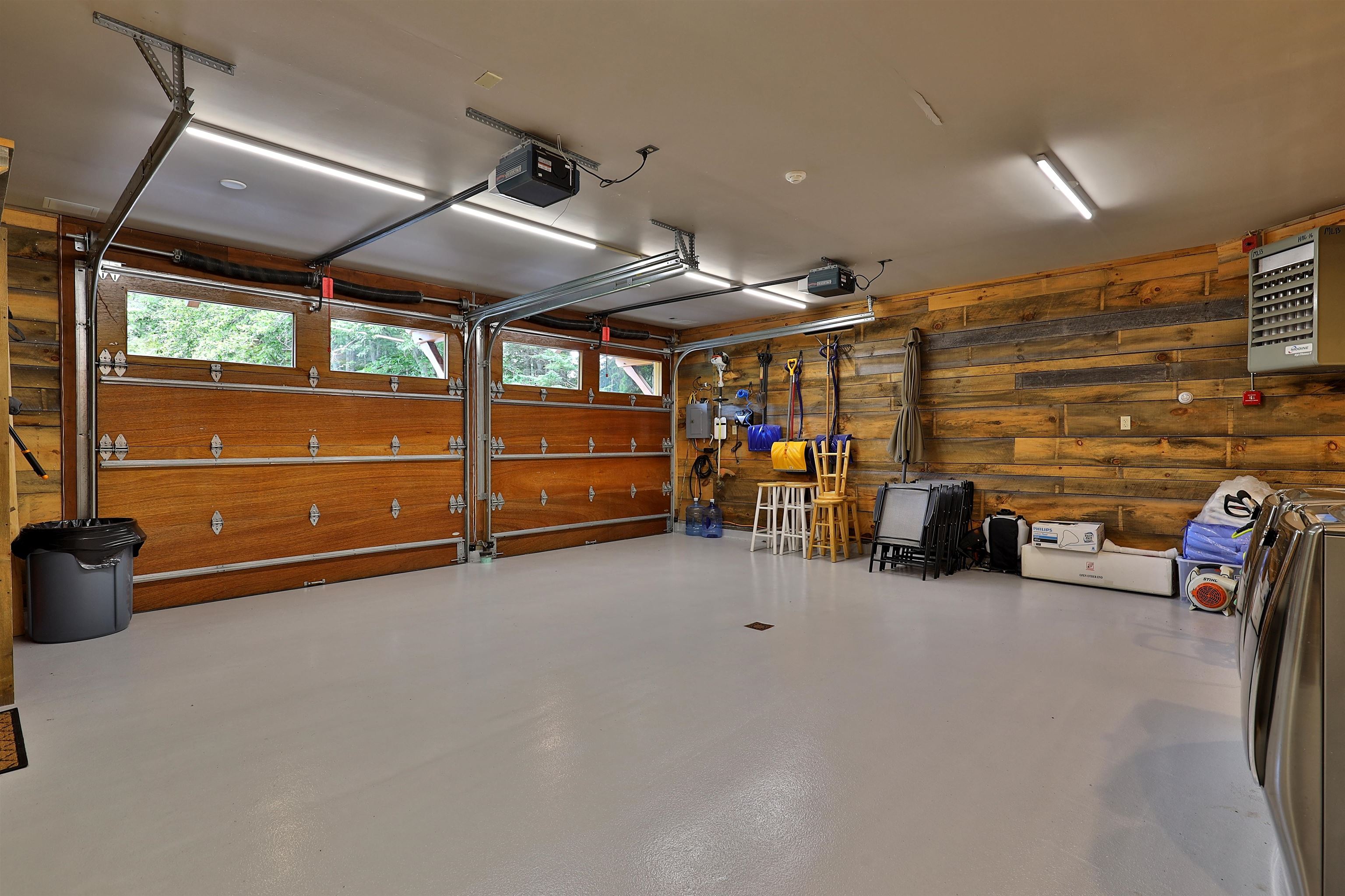  426 Roaring Brook Road - 物件實景
