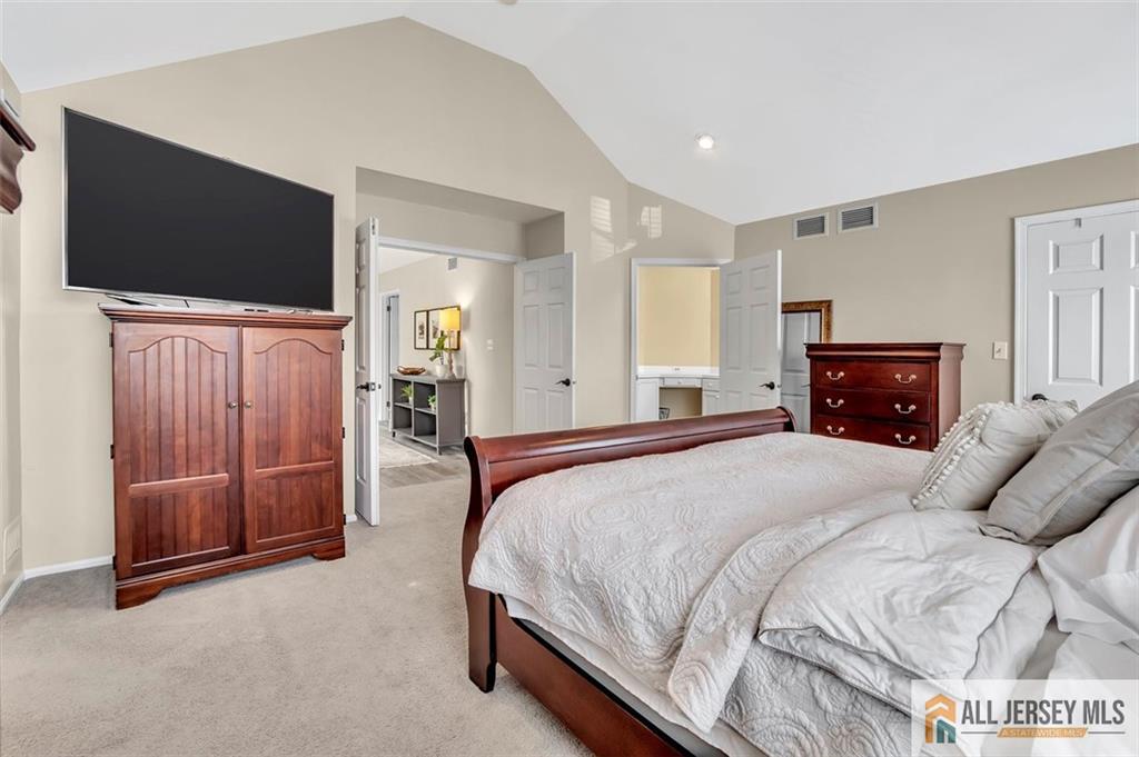 South River, New Jersey, 08882, United States, 4 Bedrooms Bedrooms, ,3 BathroomsBathrooms,Residential,For Sale,1940787