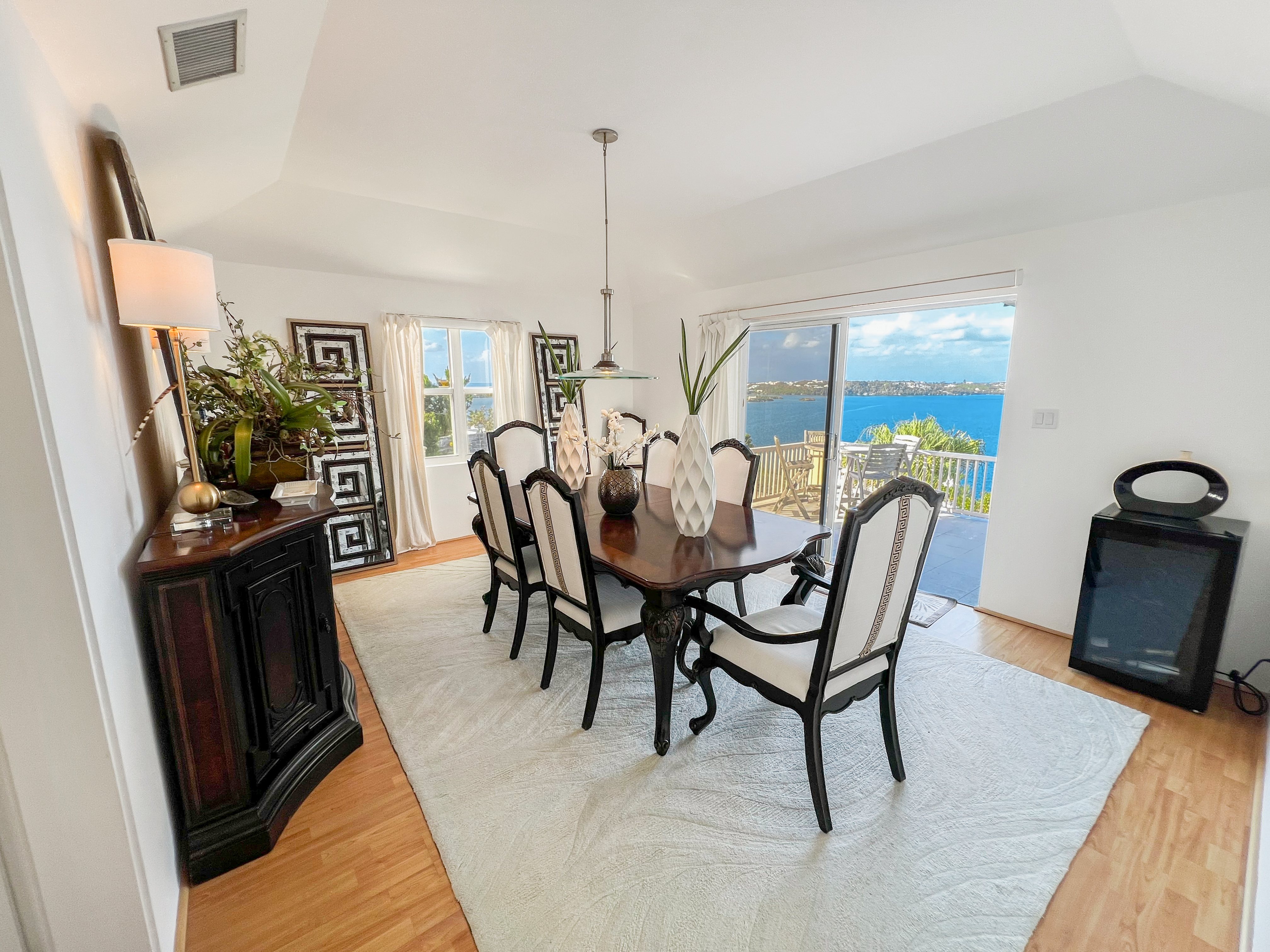 Smith's, BM, 3 Bedrooms Bedrooms, ,4 BathroomsBathrooms,Residential,For Sale,1998432