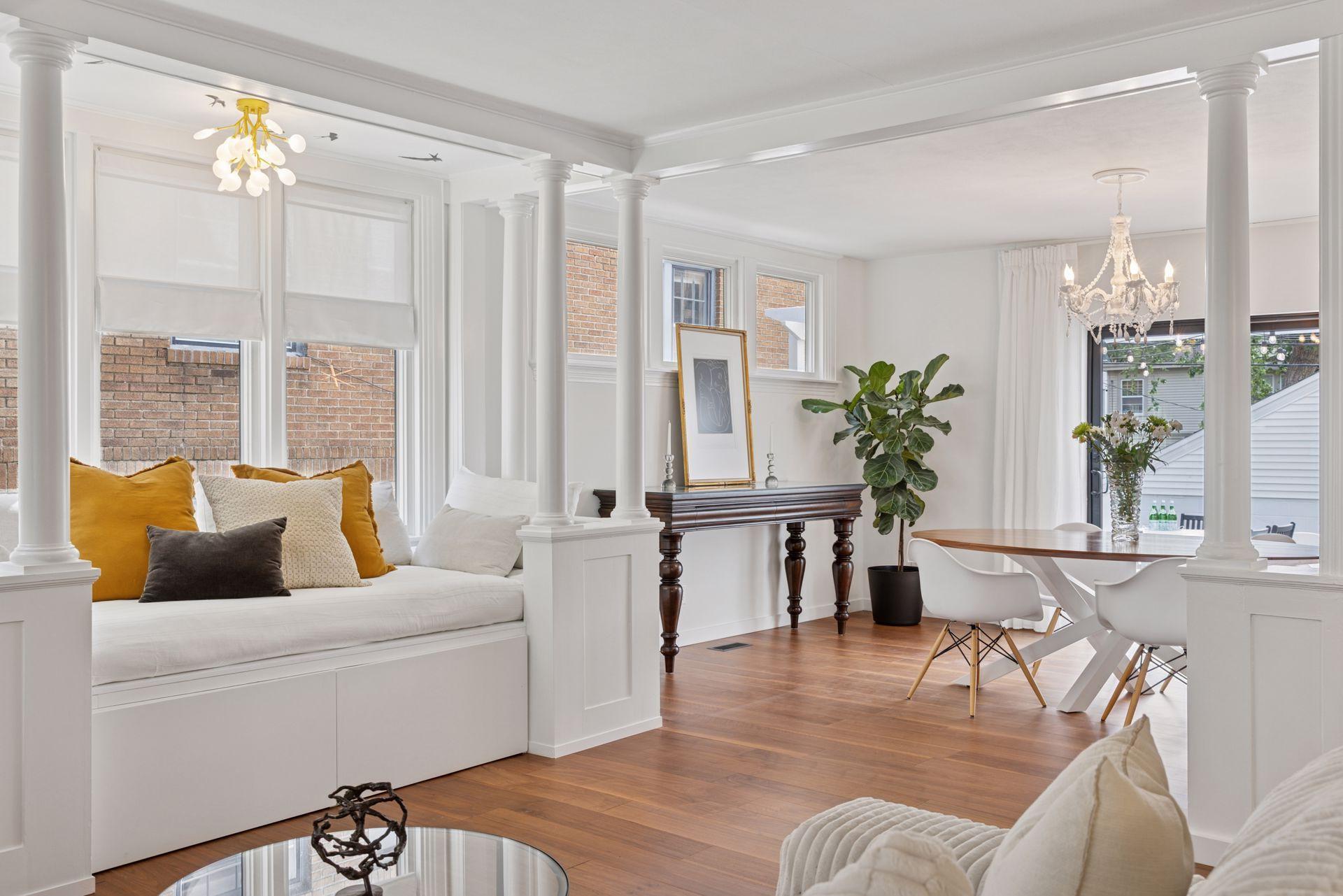 Minneapolis, Minnesota, 55408, United States, 4 Bedrooms Bedrooms, ,3 BathroomsBathrooms,Residential,For Sale,1938866