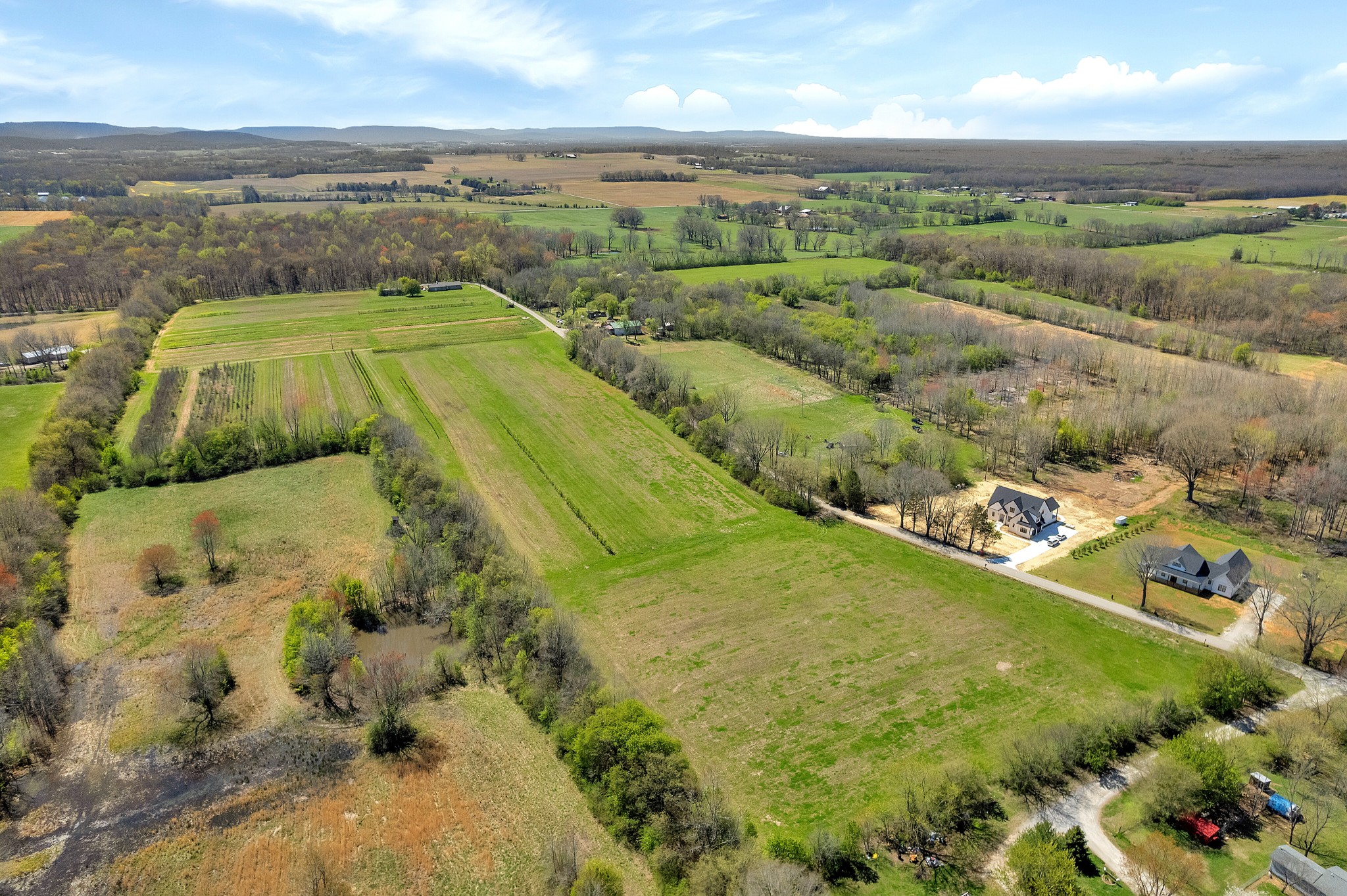 Winchester, Tennessee, 37398, United States, ,Residential,For Sale,1899351