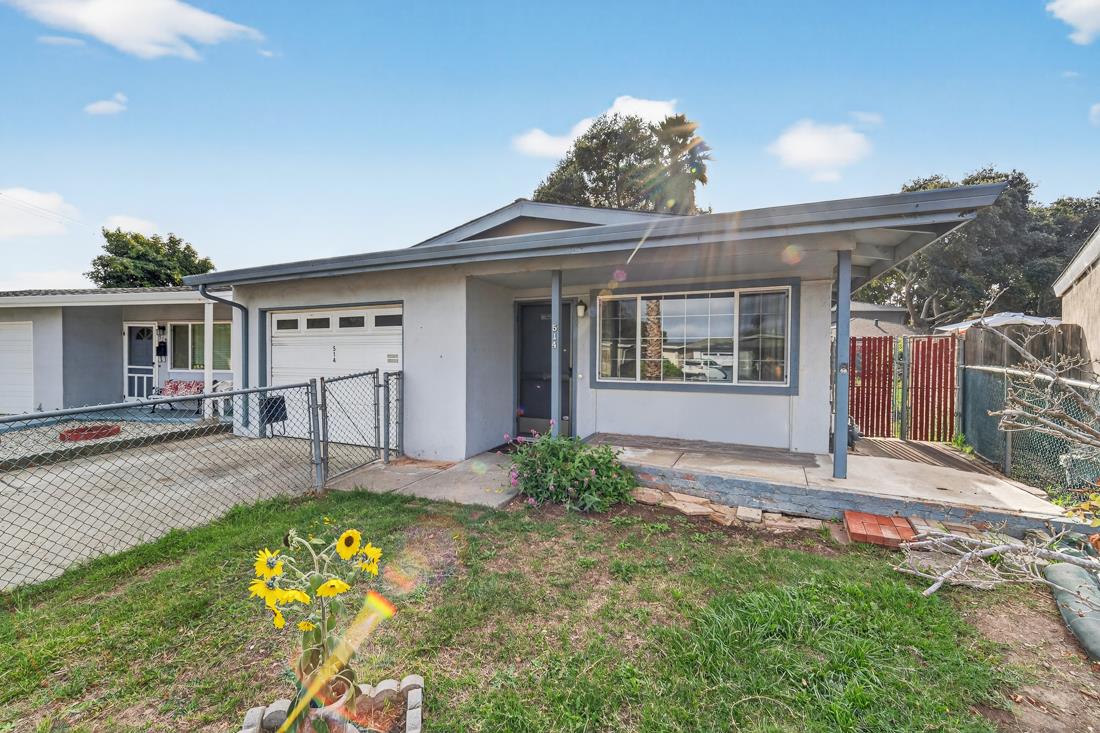 Watsonville, California, 95076, United States, 2 Bedrooms Bedrooms, ,1 BathroomBathrooms,Residential,For Sale,1969209