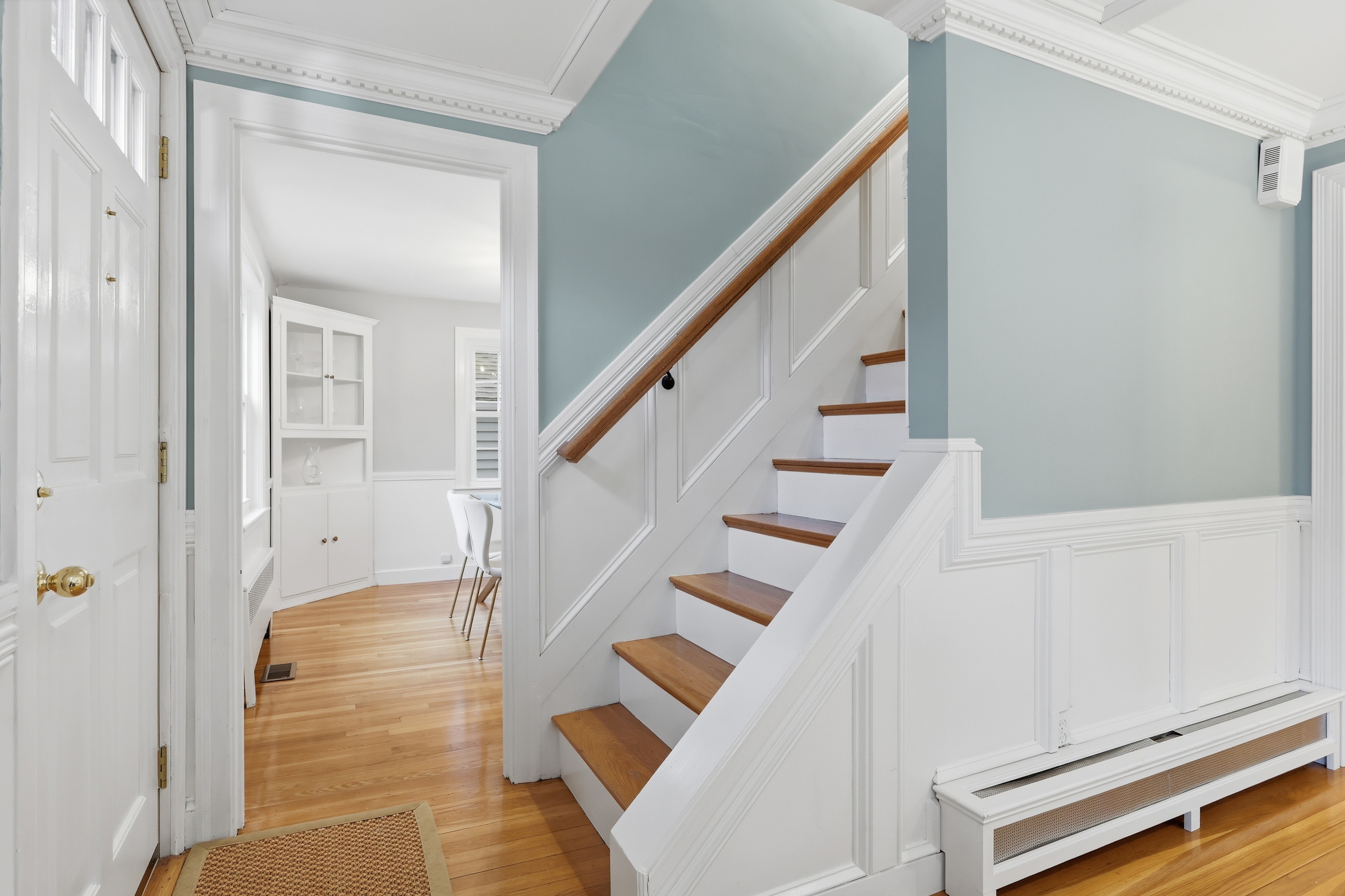  21 Curve Street, Bedford, MA 01730 - 物件實景