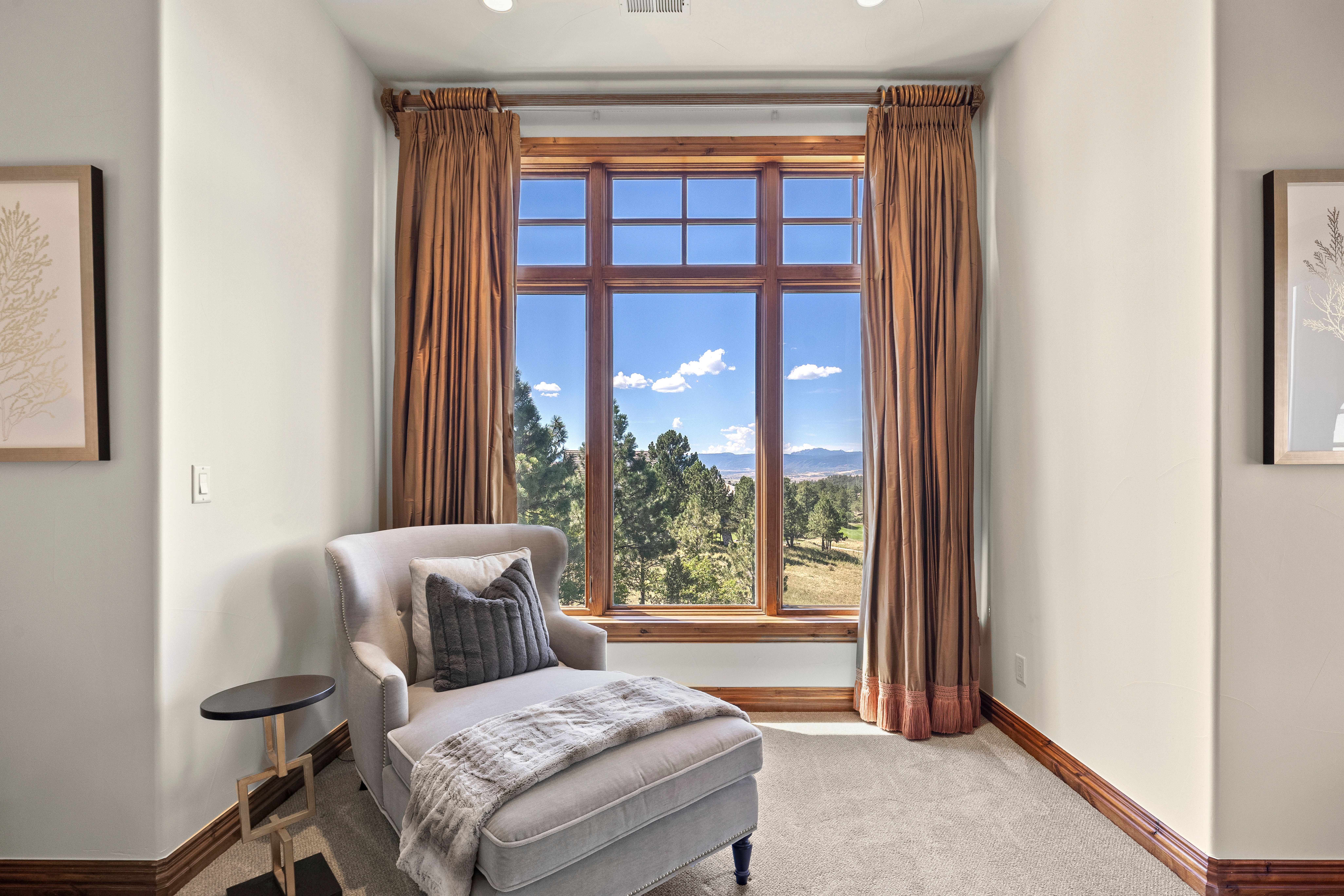  Distinguished 5 Bed  7 Bath Legacy Estate in Castle Pines Village - 物件實景