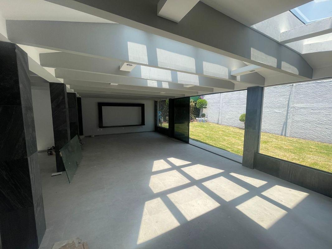 Mariano Azuela, Naucalpan de Juárez, Estado de México, 53100, Mexico, 4 Bedrooms Bedrooms, ,4 BathroomsBathrooms,Residential,For Sale,Mariano Azuela,1626519