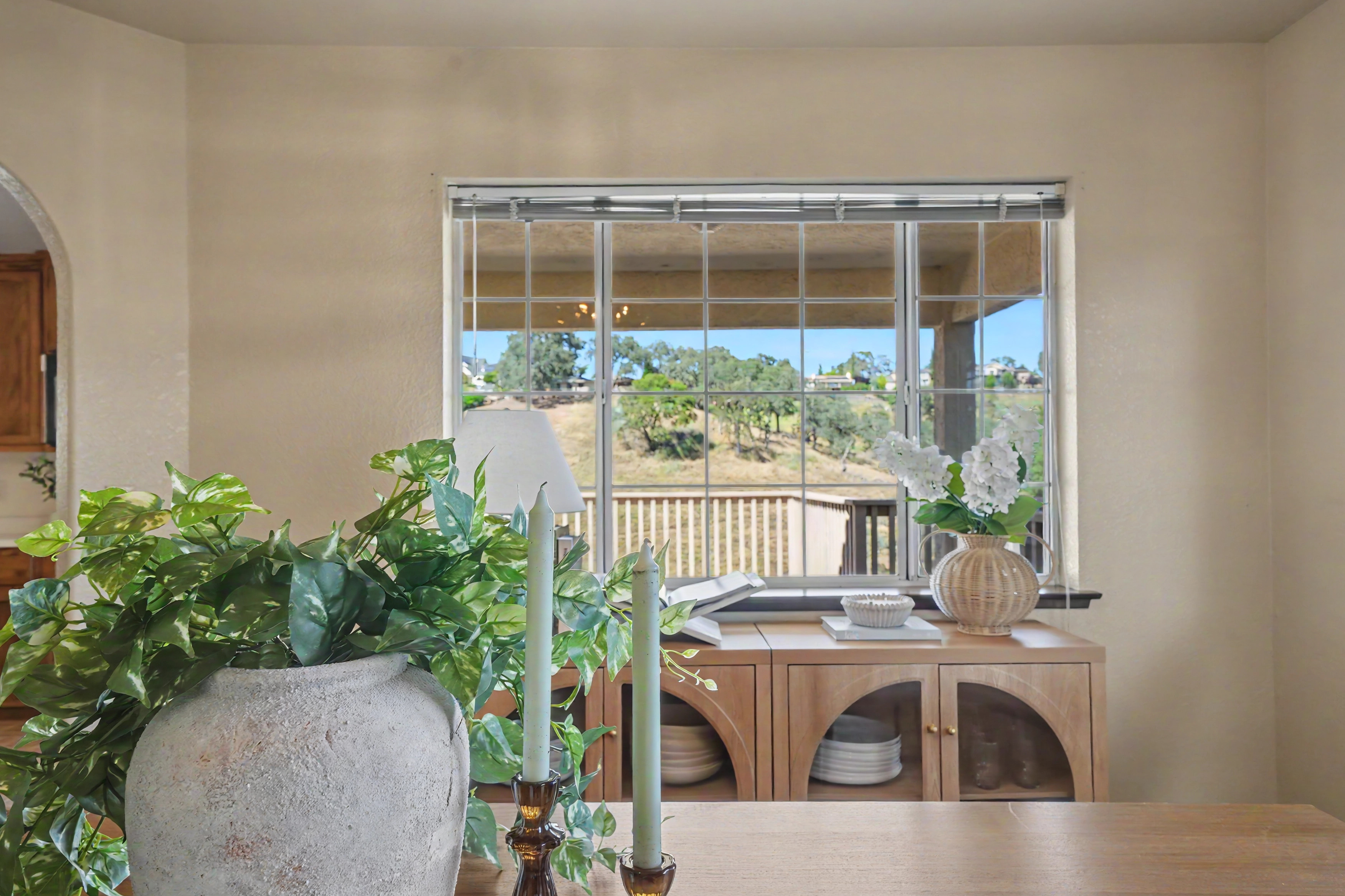  Spacious Sutter Creek Home with Hillside Views and Endless Potential - 物件實景