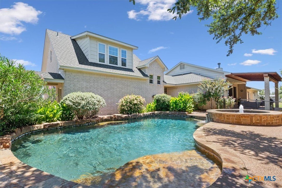 Salado, Texas, 76571, United States, 4 Bedrooms Bedrooms, ,4 BathroomsBathrooms,Residential,For Sale,1904287