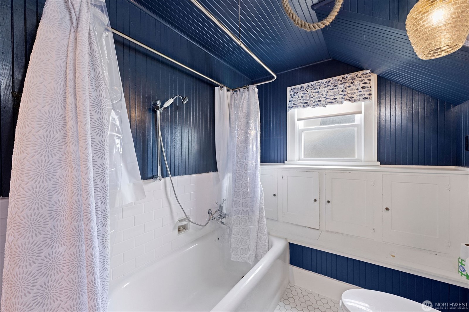 Seaview, Washington, 98641, United States, 2 Bedrooms Bedrooms, ,1 BathroomBathrooms,Residential,For Sale,1982680