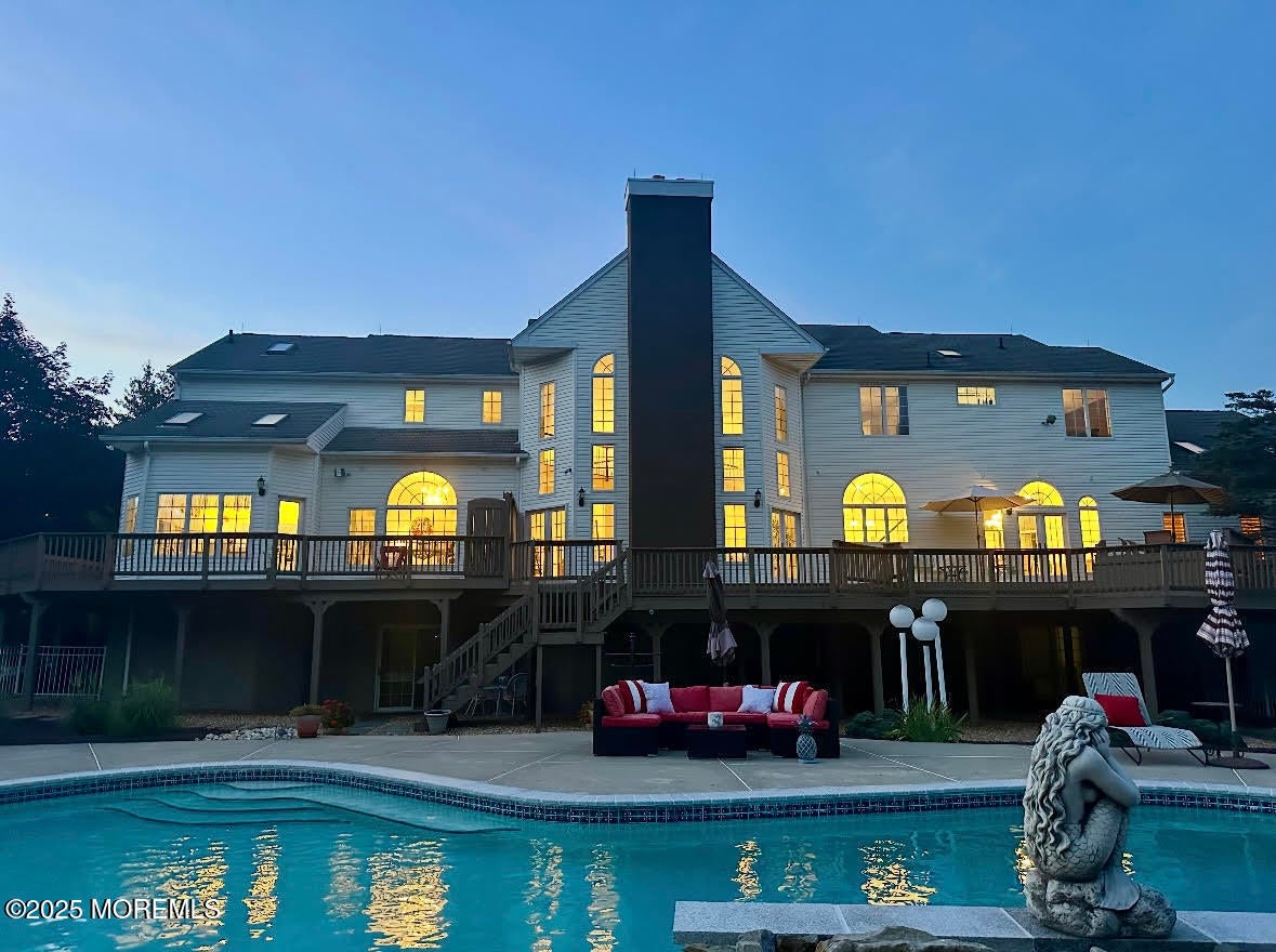 Manalapan, New Jersey, 07726, United States, 5 Bedrooms Bedrooms, ,7 BathroomsBathrooms,Residential,For Sale,1979083