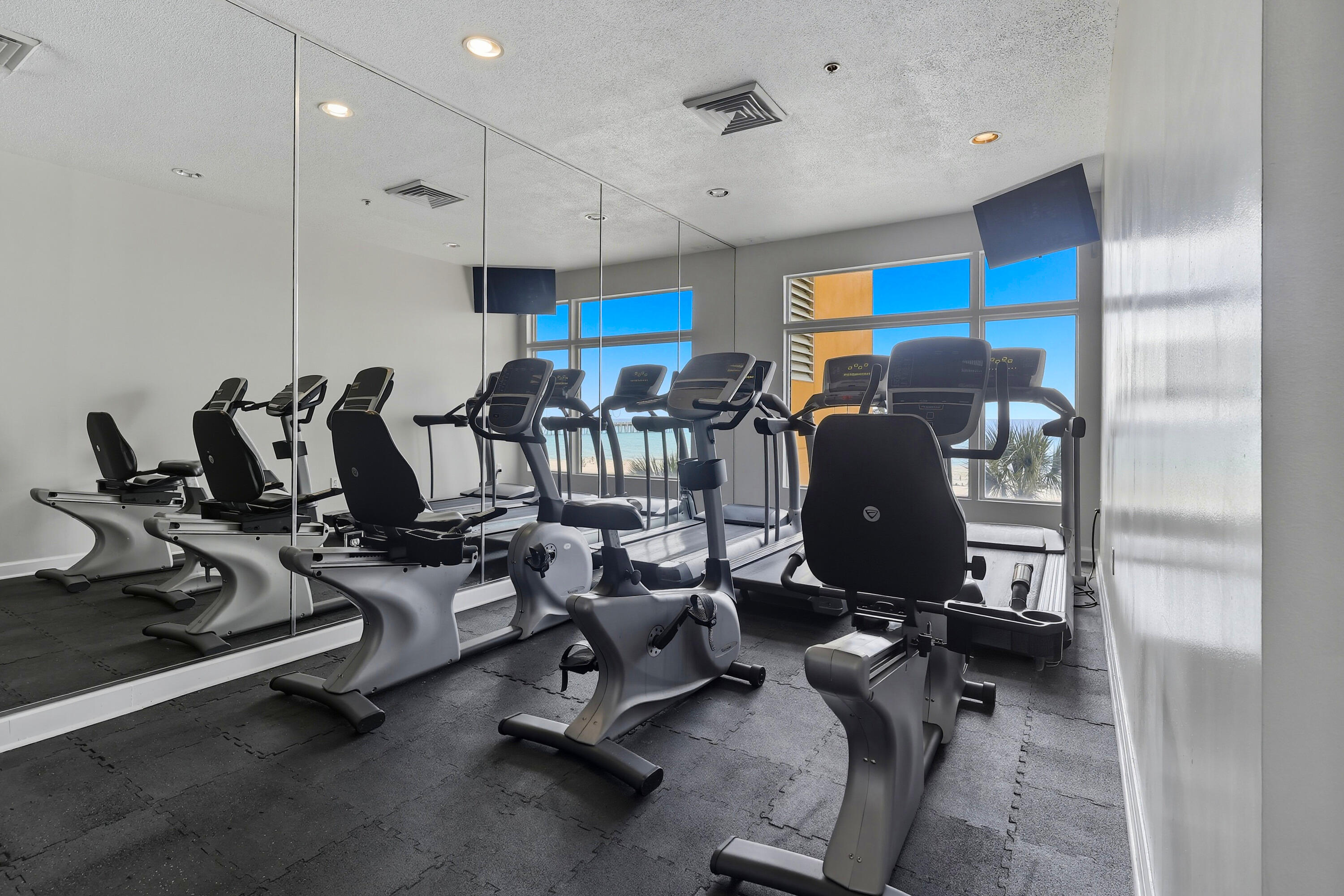 Panama City Beach, Florida, 32407, United States, 2 Bedrooms Bedrooms, ,2 BathroomsBathrooms,Residential,For Sale,1991474