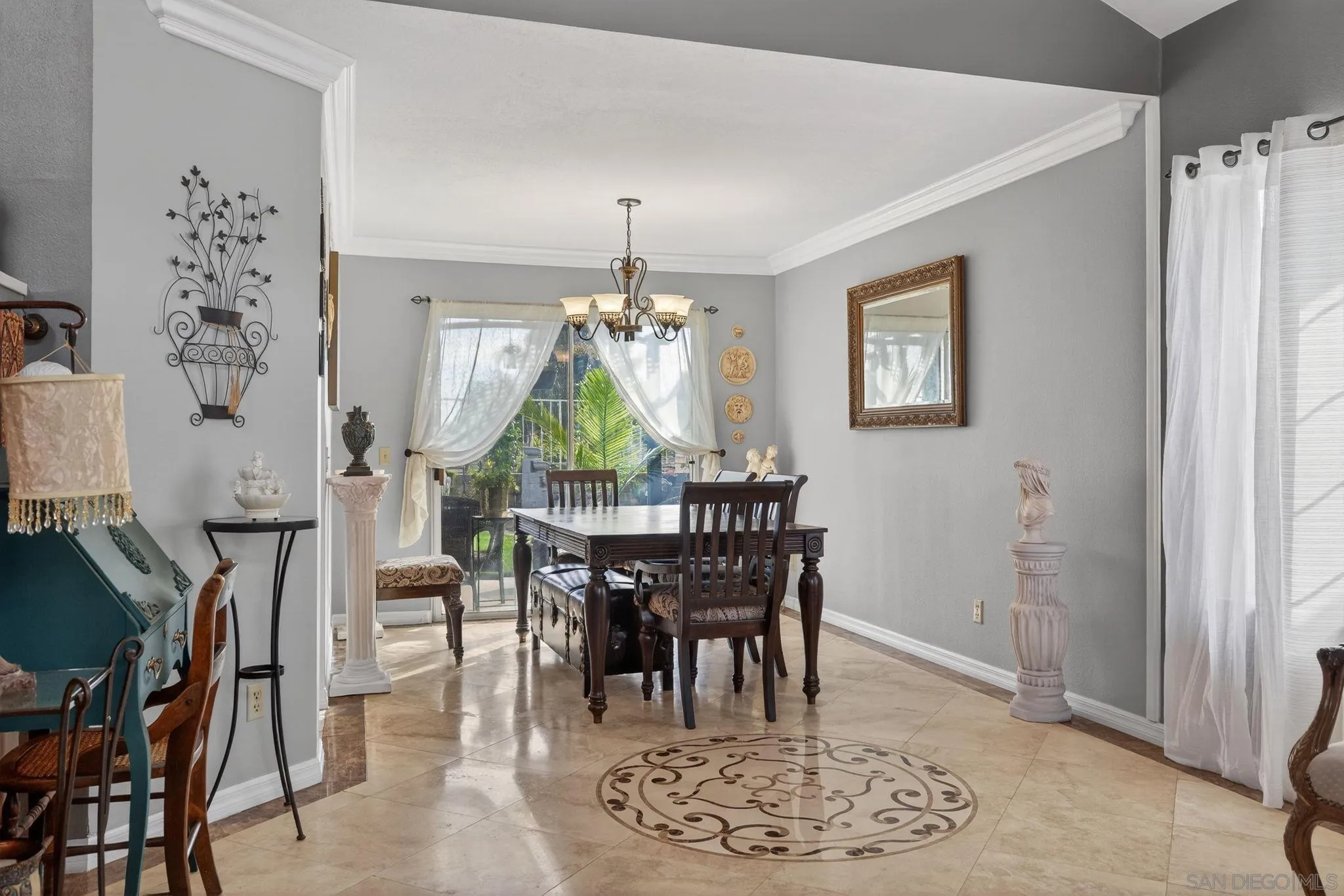 Camarillo, California, 93010, United States, 5 Bedrooms Bedrooms, ,4 BathroomsBathrooms,Residential,For Sale,2001849