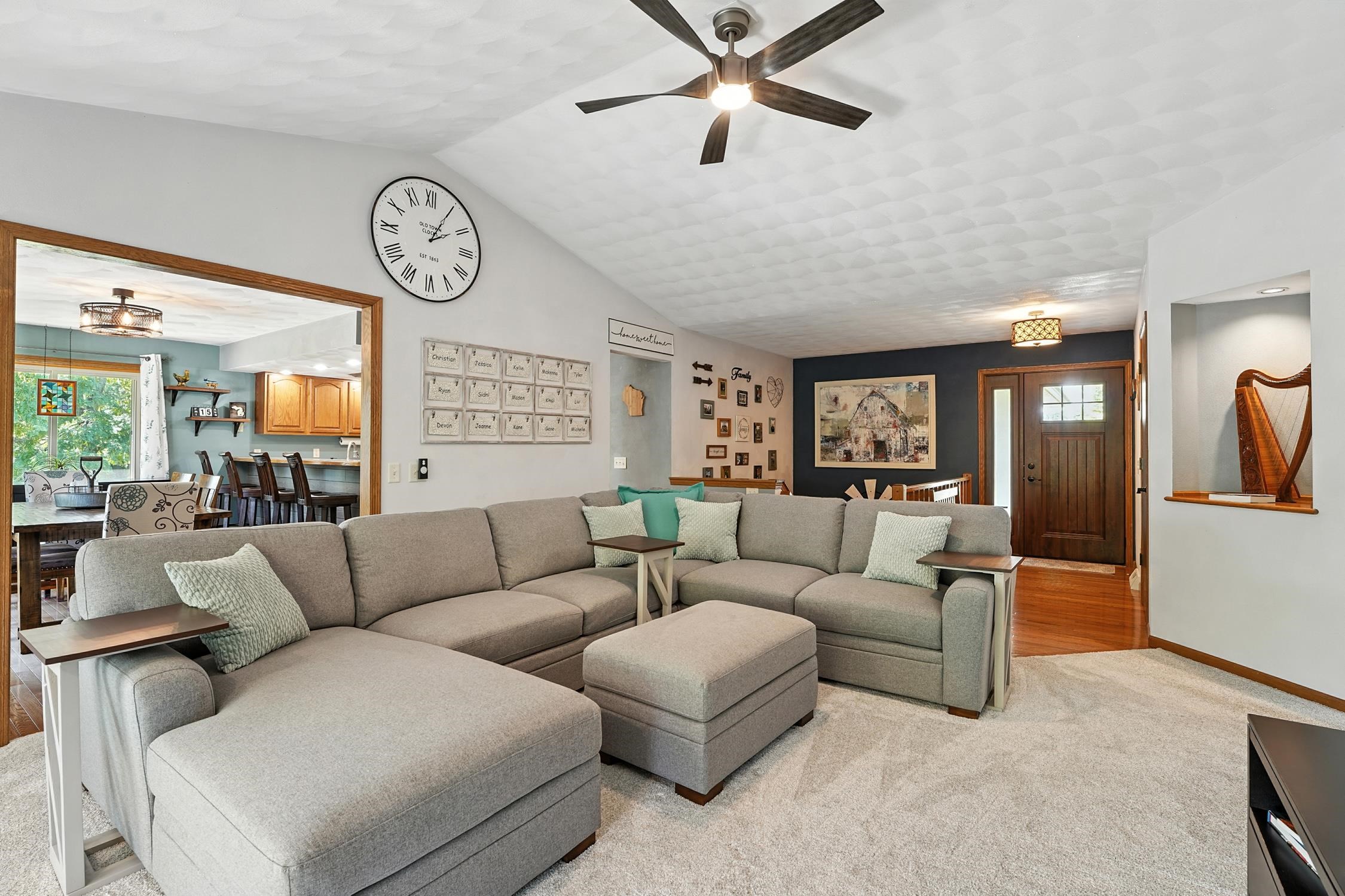 Monticello, Wisconsin, 53570-9520, United States, 4 Bedrooms Bedrooms, ,3 BathroomsBathrooms,Residential,For Sale,2005674