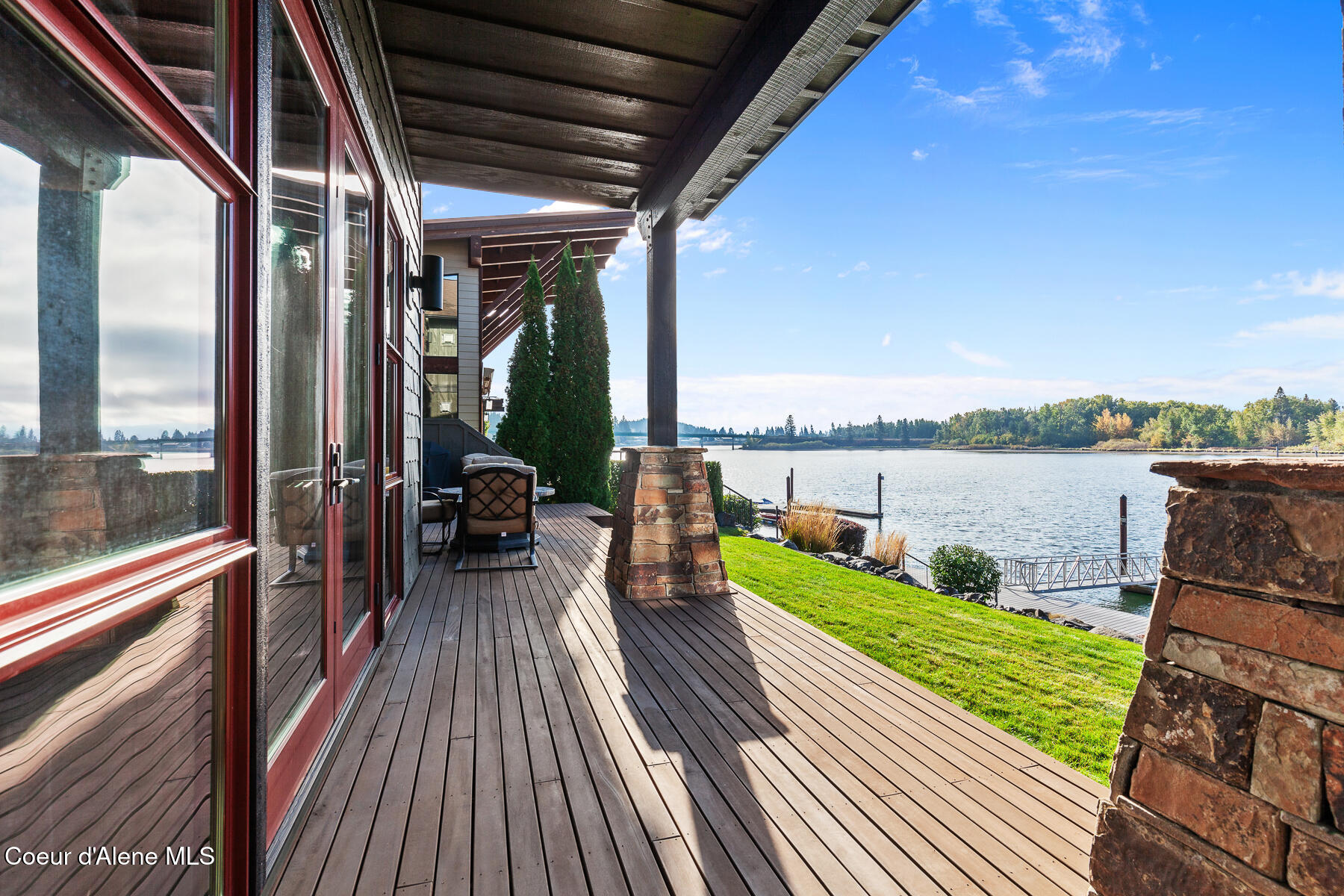 Coeur d'Alene, Idaho, 83814, United States, 4 Bedrooms Bedrooms, ,4 BathroomsBathrooms,Residential,For Sale,1978612