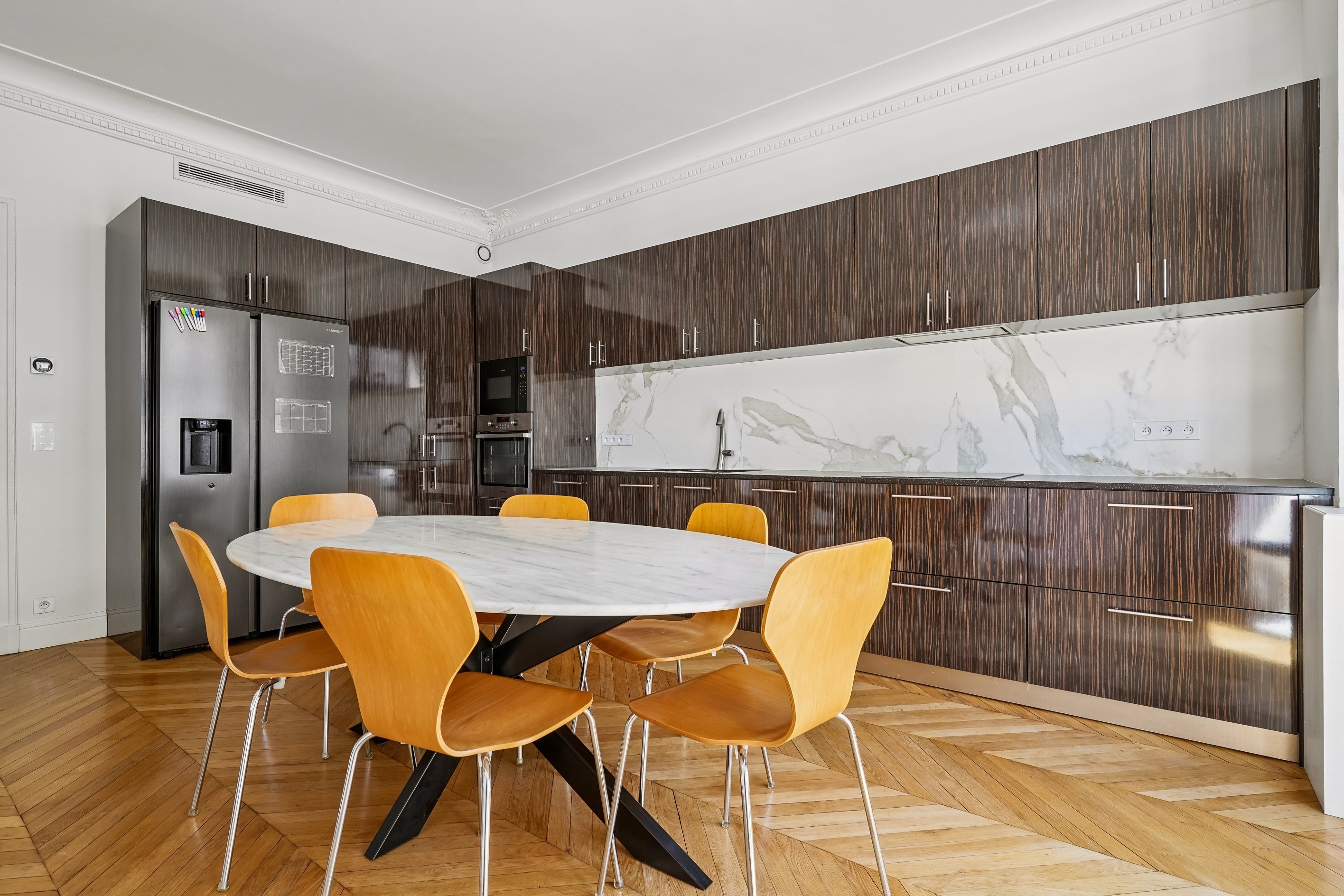  Elegant Parisian Apartment with Eiffel Tower Views - 物件實景