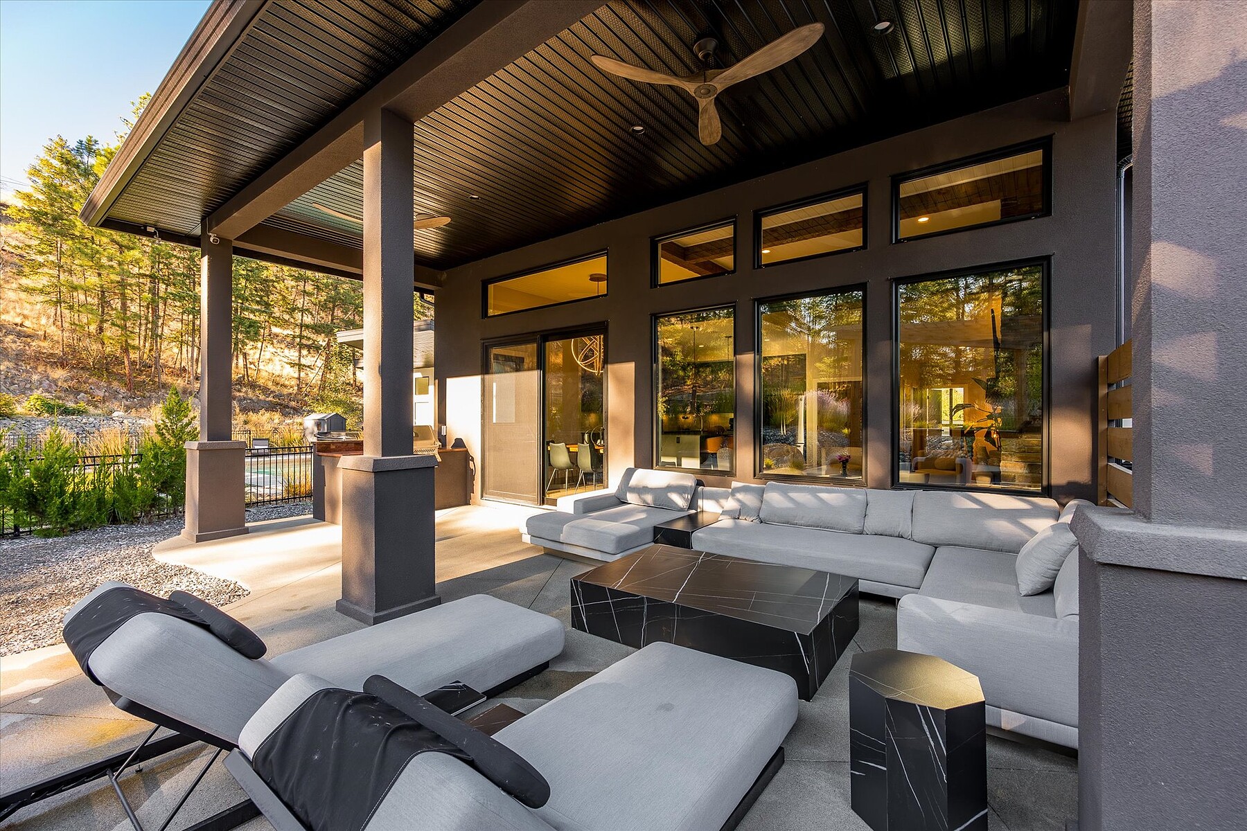  Contemporary Home in Lakestone - 物件實景