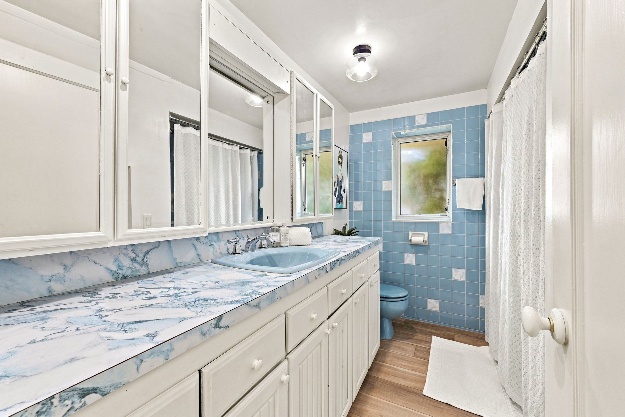  9810 Vineyard Crest, Bellevue, WA 98004 - 物件實景