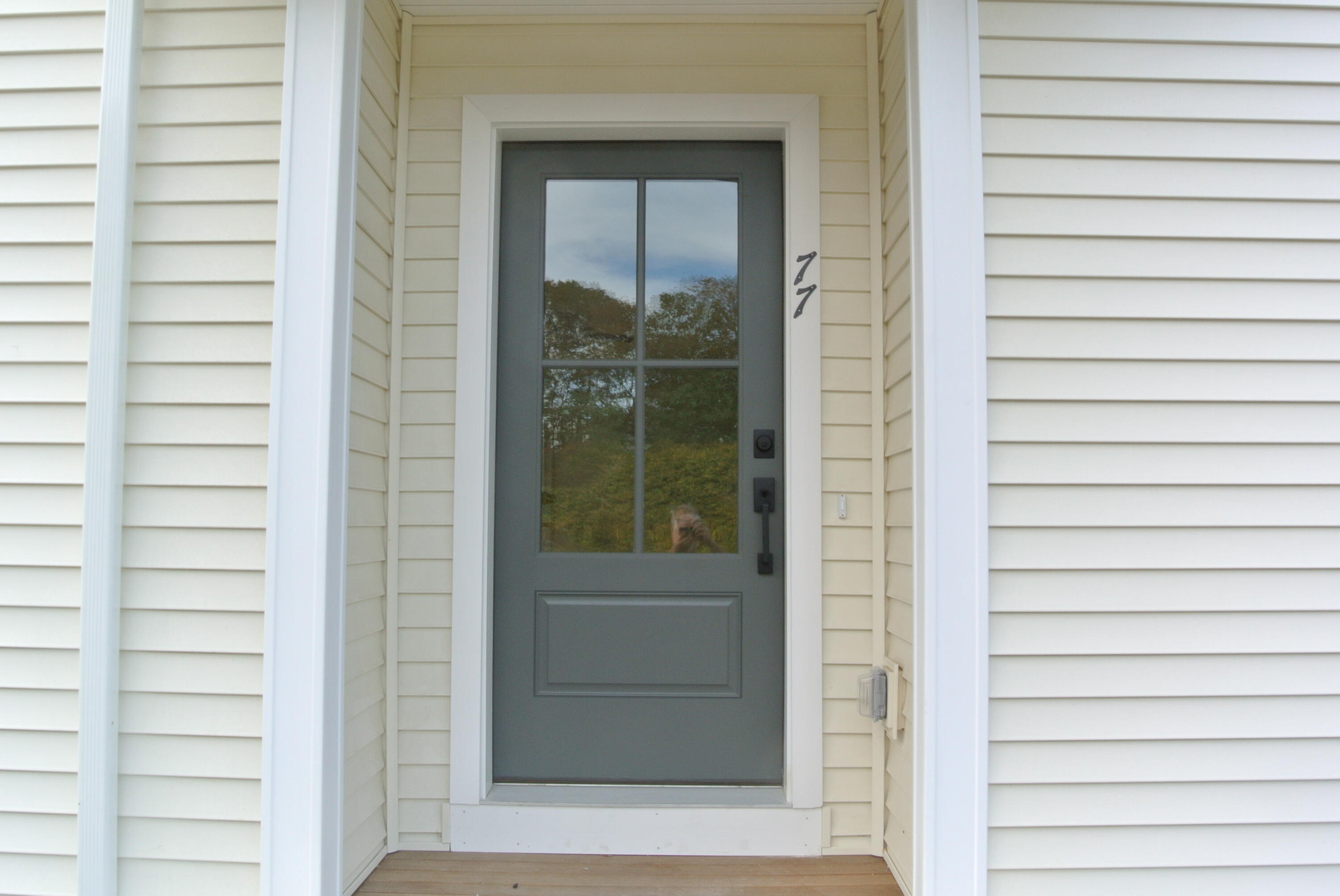 South Portland, Maine, 04106, United States, 3 Bedrooms Bedrooms, ,4 BathroomsBathrooms,Residential,For Sale,1966716