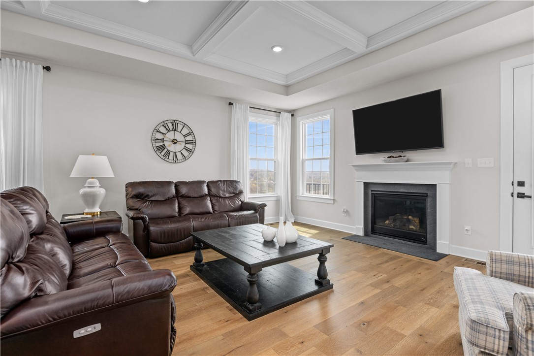 North Strabane, Pennsylvania, 15317, United States, 3 Bedrooms Bedrooms, ,3 BathroomsBathrooms,Residential,For Sale,1941695