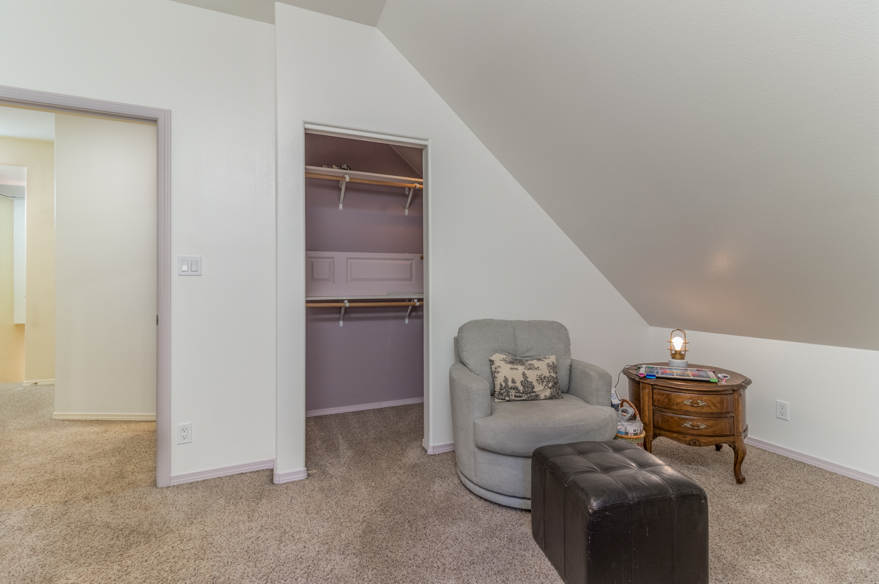 Bonners Ferry, Idaho, 83805, United States, 5 Bedrooms Bedrooms, ,5 BathroomsBathrooms,Residential,For Sale,1879157