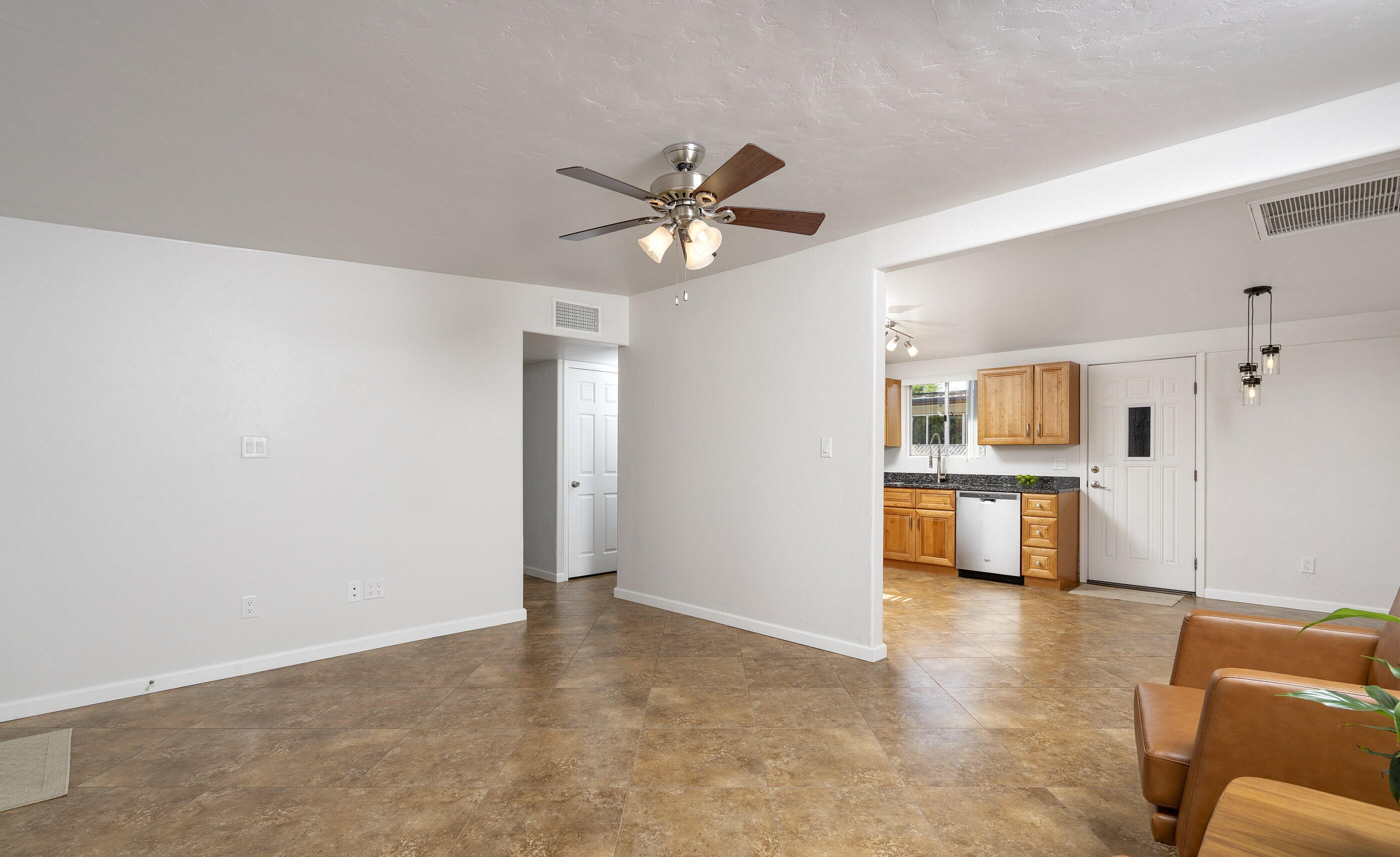  5801 E Bellevue Street, Tucson, AZ, 85712 - 物件實景