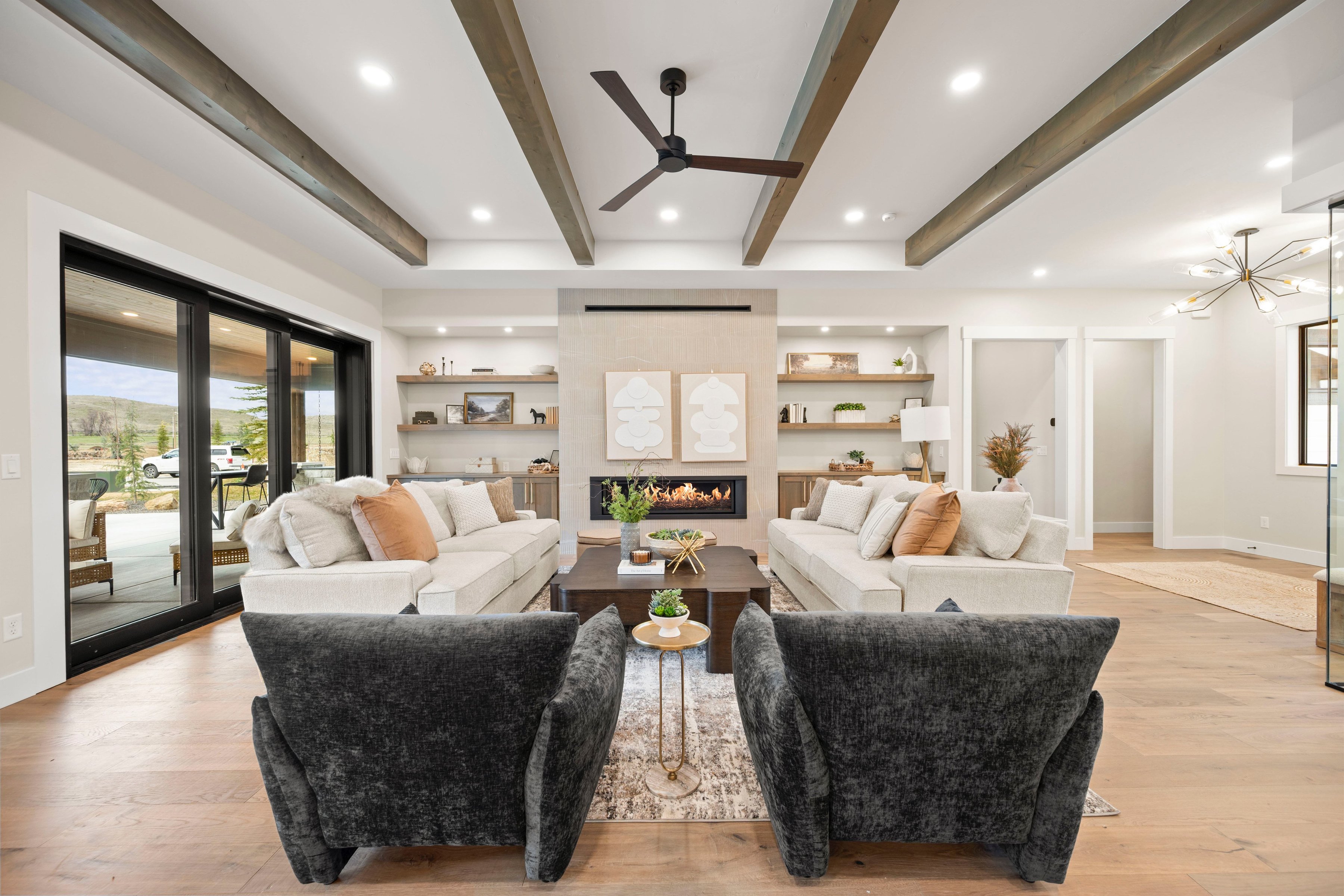  Distinctive New Construction In Eagle’s Coveted Terra View - 物件實景