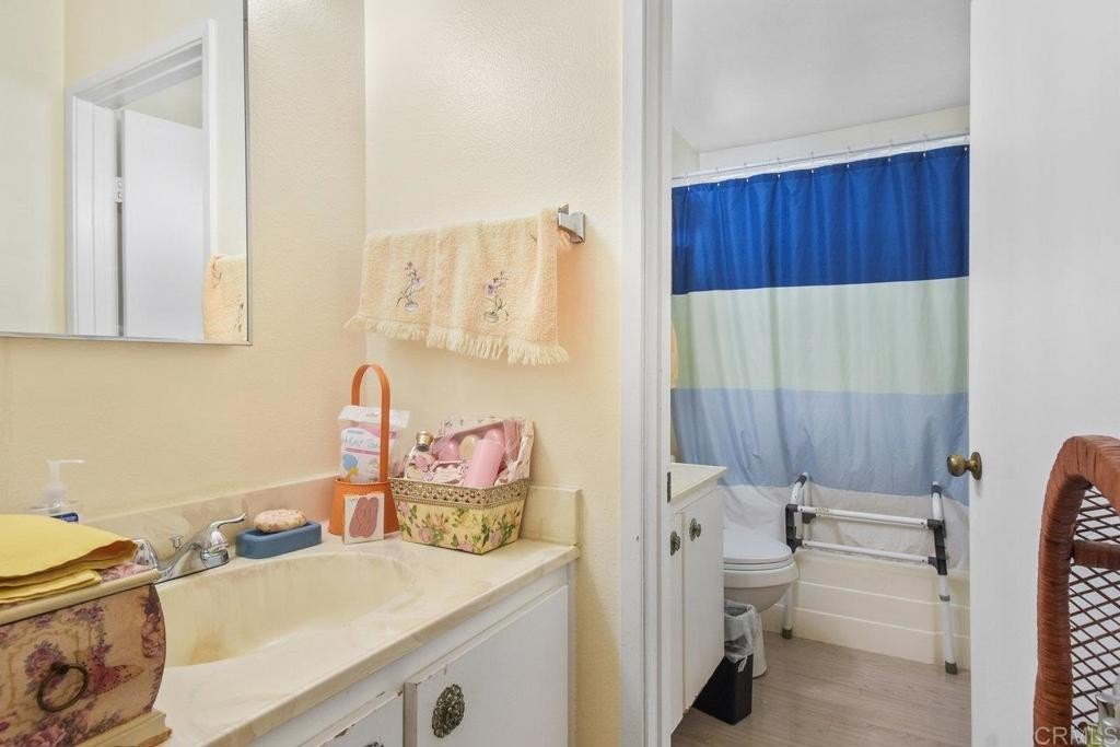 San Diego, California, 92114, United States, 3 Bedrooms Bedrooms, ,1 BathroomBathrooms,Residential,For Sale,1912637