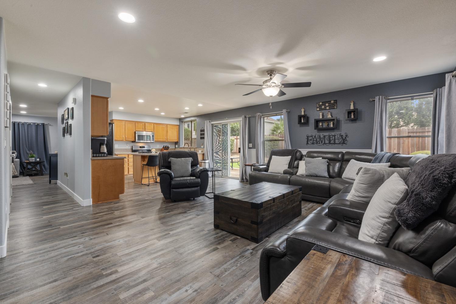 Ripon, California, 95366, United States, 6 Bedrooms Bedrooms, ,3 BathroomsBathrooms,Residential,For Sale,1978022