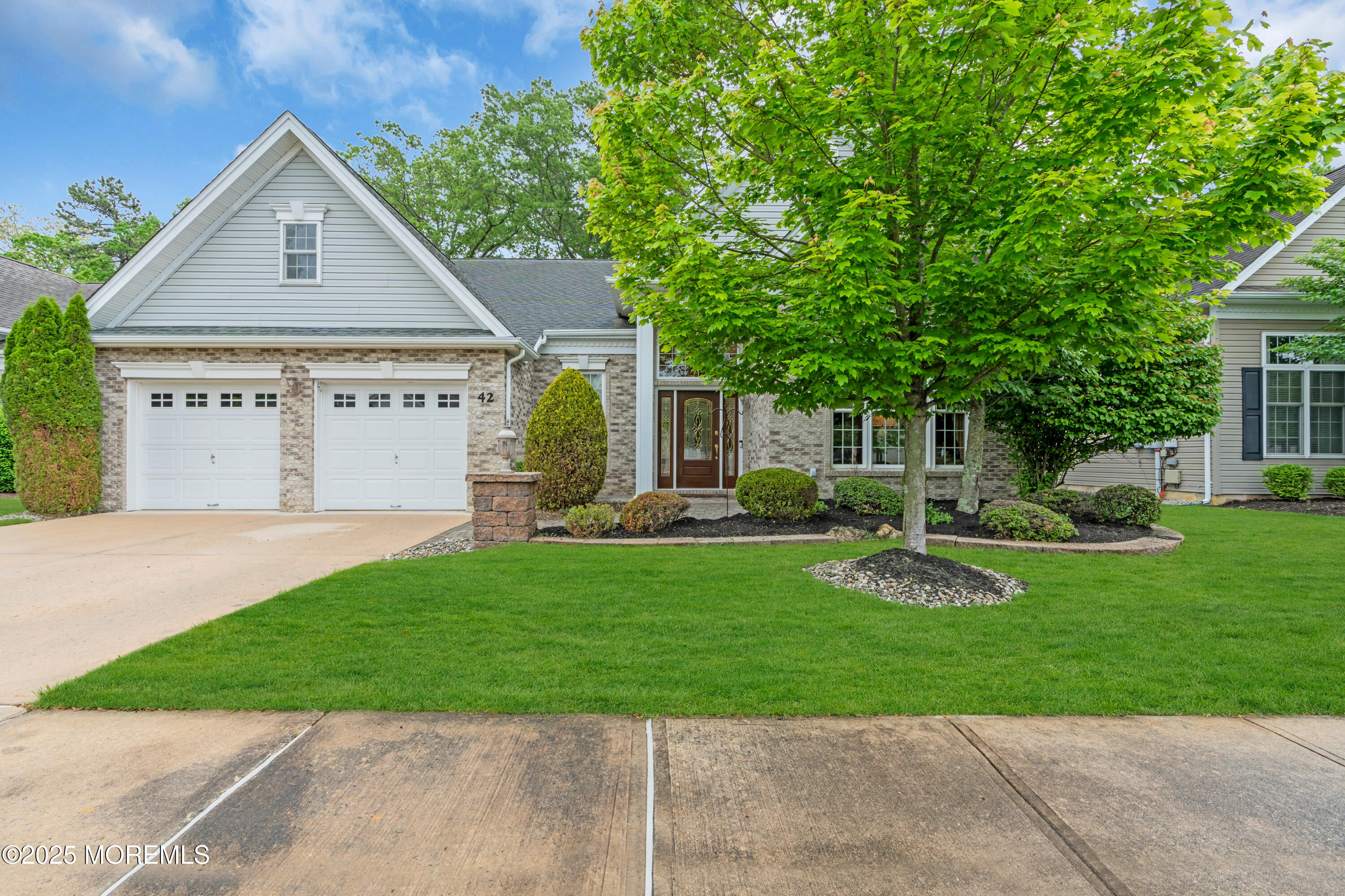 Freehold, New Jersey, 07728, United States, 2 Bedrooms Bedrooms, ,2 BathroomsBathrooms,Residential,For Sale,1929007