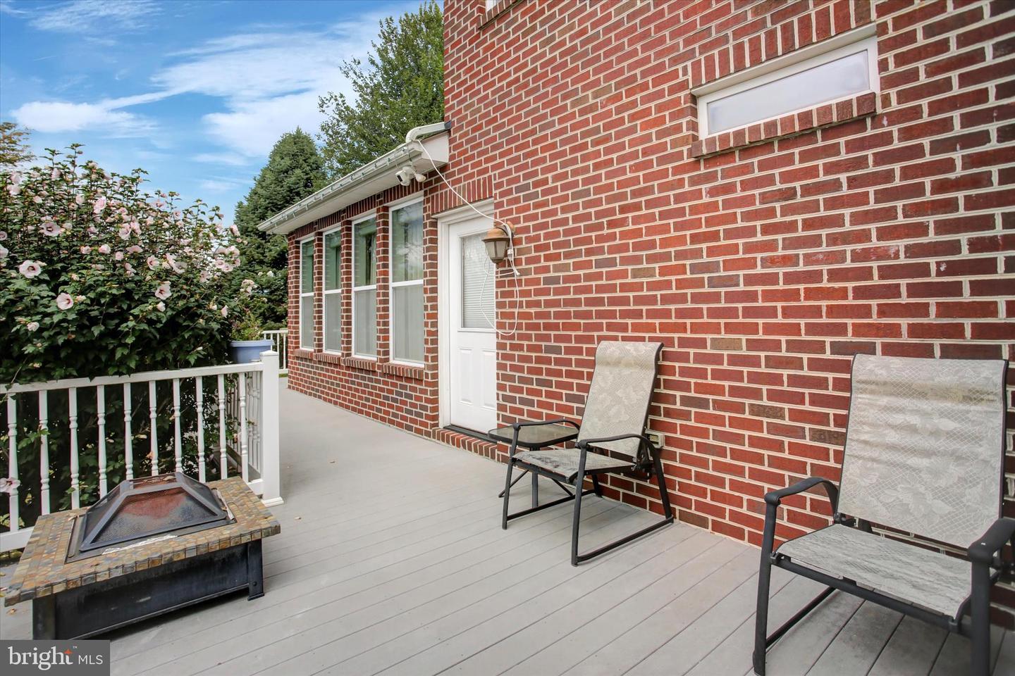 Chambersburg, Pennsylvania, 17202, United States, 5 Bedrooms Bedrooms, ,6 BathroomsBathrooms,Residential,For Sale,1989609