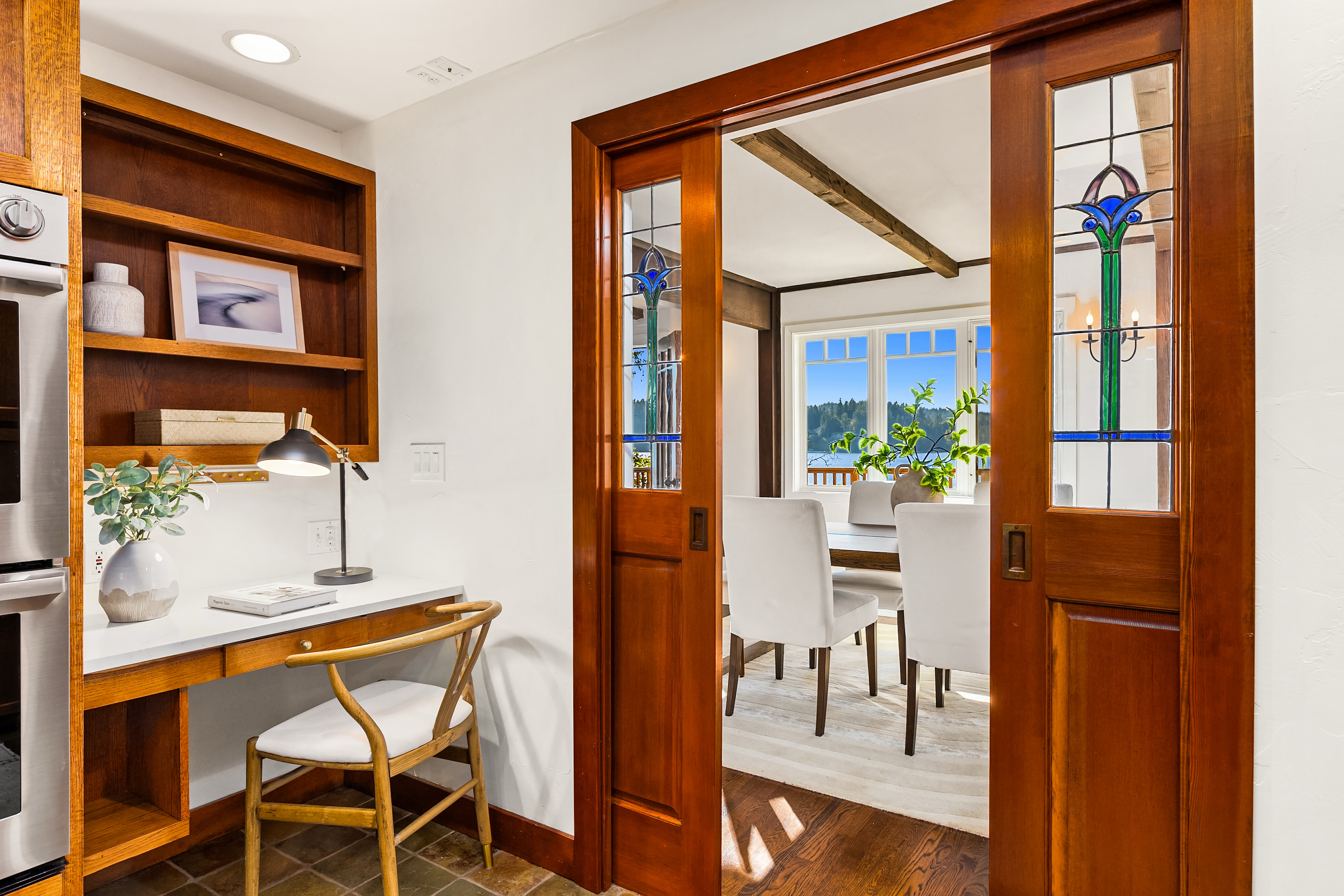  8405 Hansen Road Northeast, Bainbridge Island, WA 98110 - 物件實景