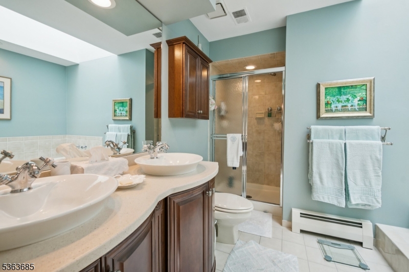 Bernards Twp., New Jersey, 07920, United States, 3 Bedrooms Bedrooms, ,4 BathroomsBathrooms,Residential,For Sale,1875142