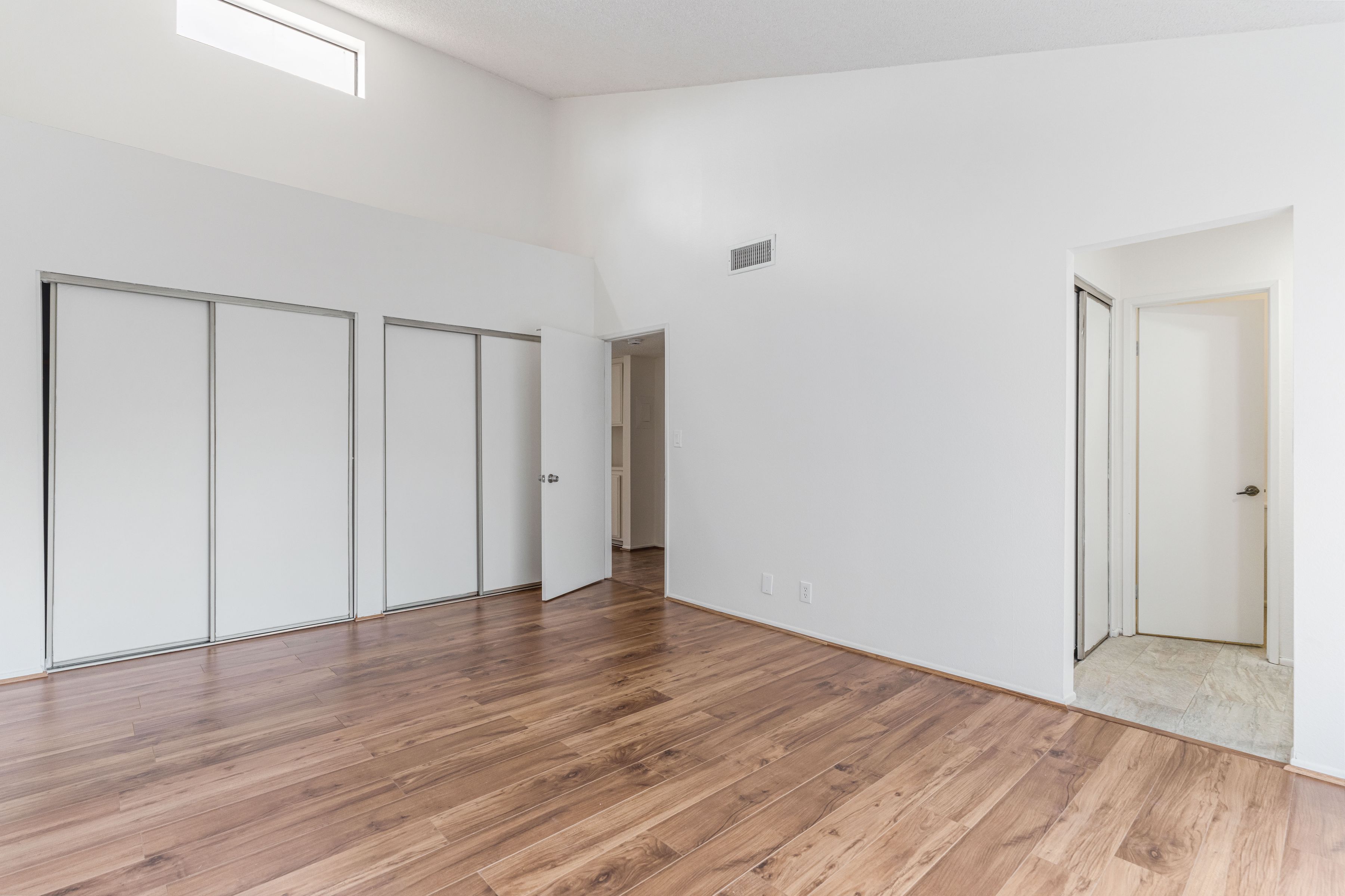  6746 Encino Avenue #2 - 物件實景
