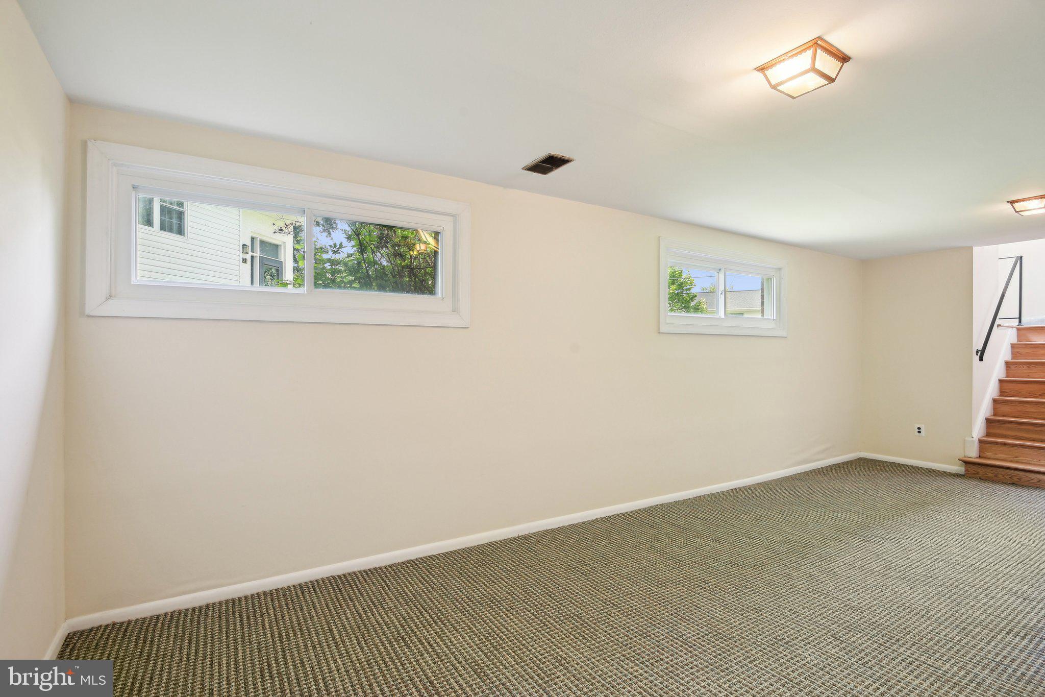 Silver Spring, Maryland, 20906, United States, 3 Bedrooms Bedrooms, ,2 BathroomsBathrooms,Residential,For Sale,1916566