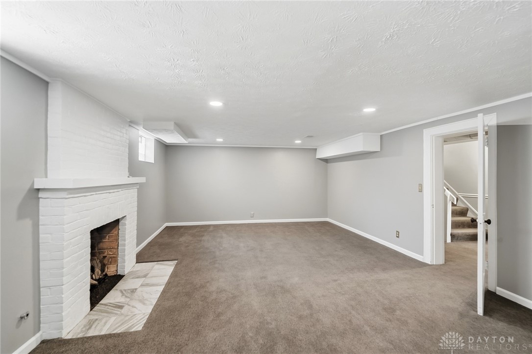 Oakwood, Ohio, 45409, United States, 4 Bedrooms Bedrooms, ,3 BathroomsBathrooms,Residential,For Sale,1987886