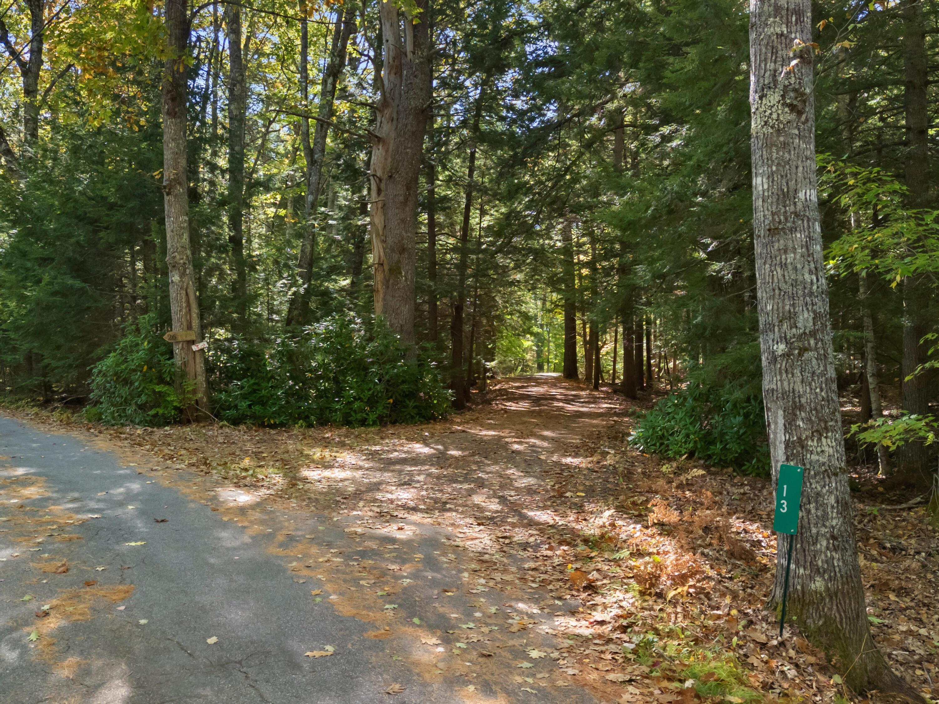  13 Hemlock Drive - 物件實景