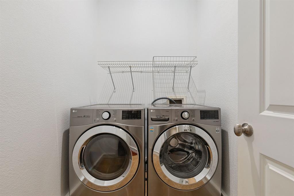 Dallas, Texas, 75204, United States, 2 Bedrooms Bedrooms, ,3 BathroomsBathrooms,Residential,For Sale,1895857