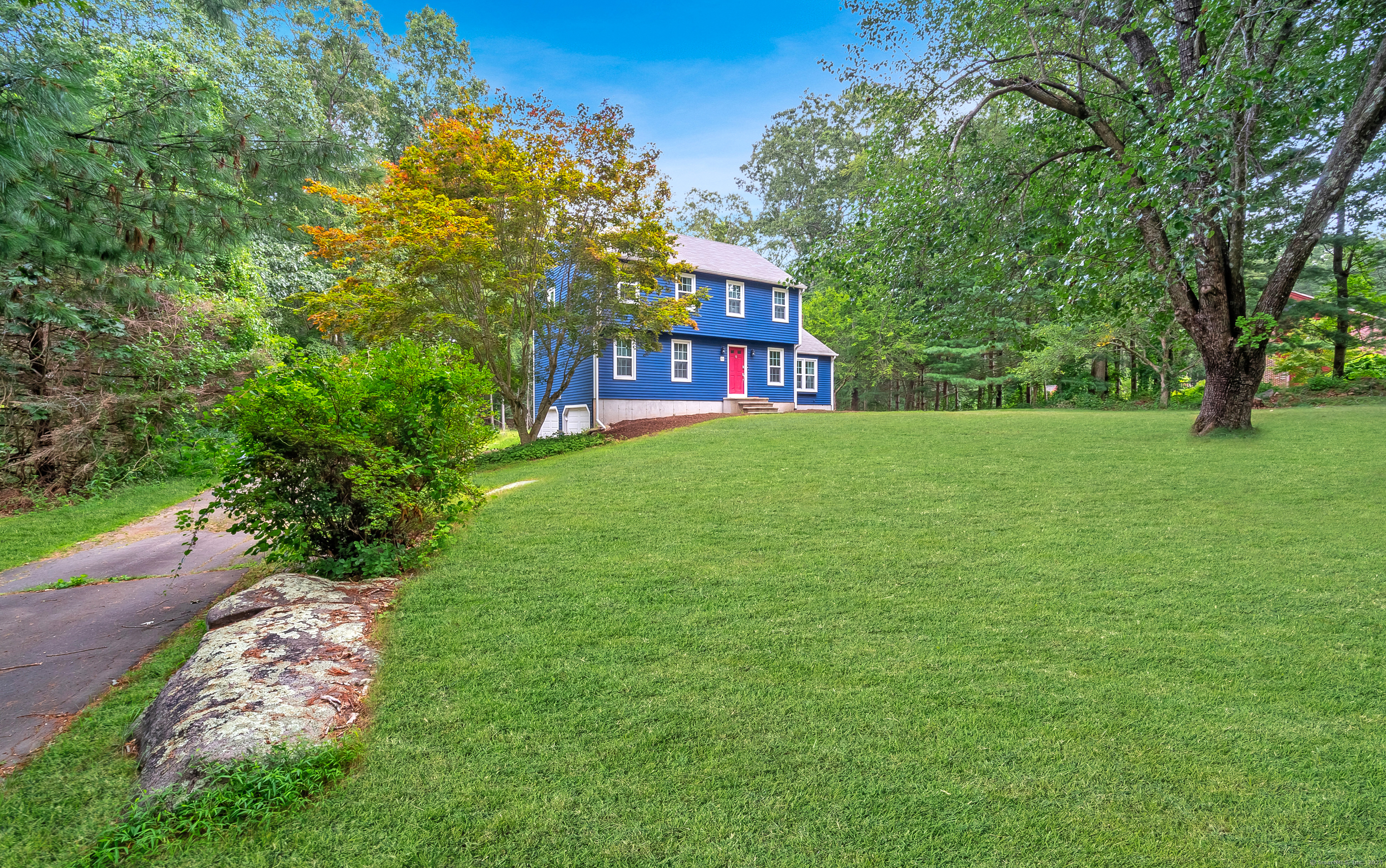 Clinton, Connecticut, 06413, United States, 3 Bedrooms Bedrooms, ,3 BathroomsBathrooms,Residential,For Sale,1939957
