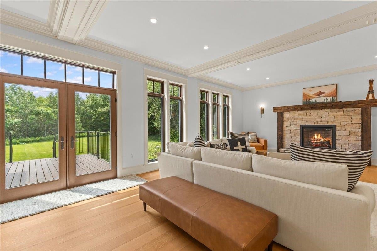 Stowe, Vermont, 05672, United States, 5 Bedrooms Bedrooms, ,7 BathroomsBathrooms,Residential,For Sale,1875535