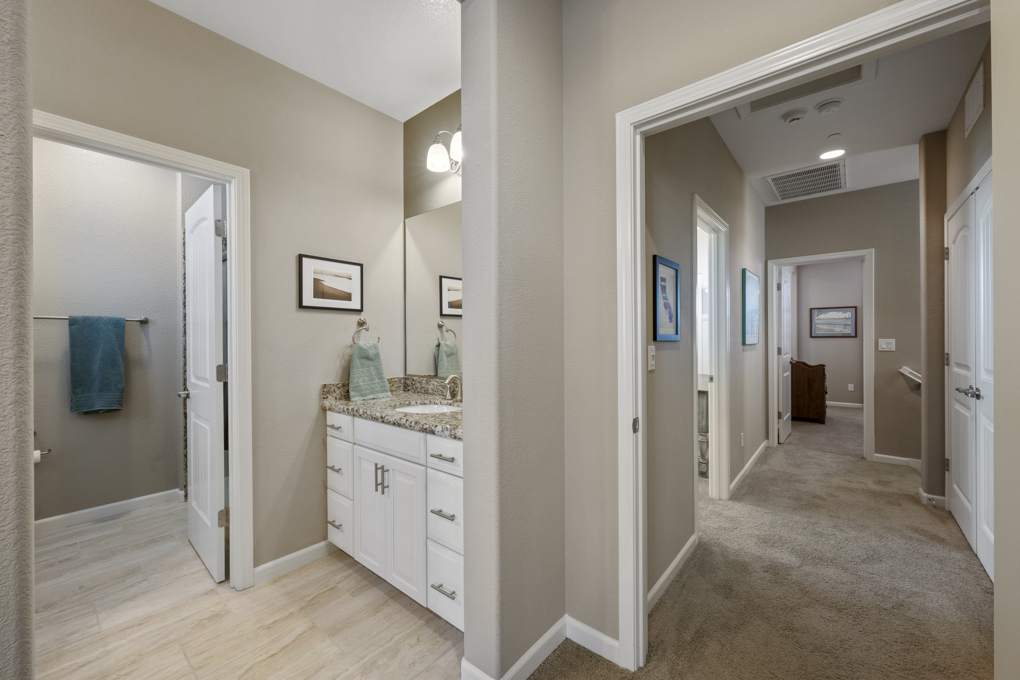 3041 Village Center Drive, Roseville, CA 95747 - 物件實景