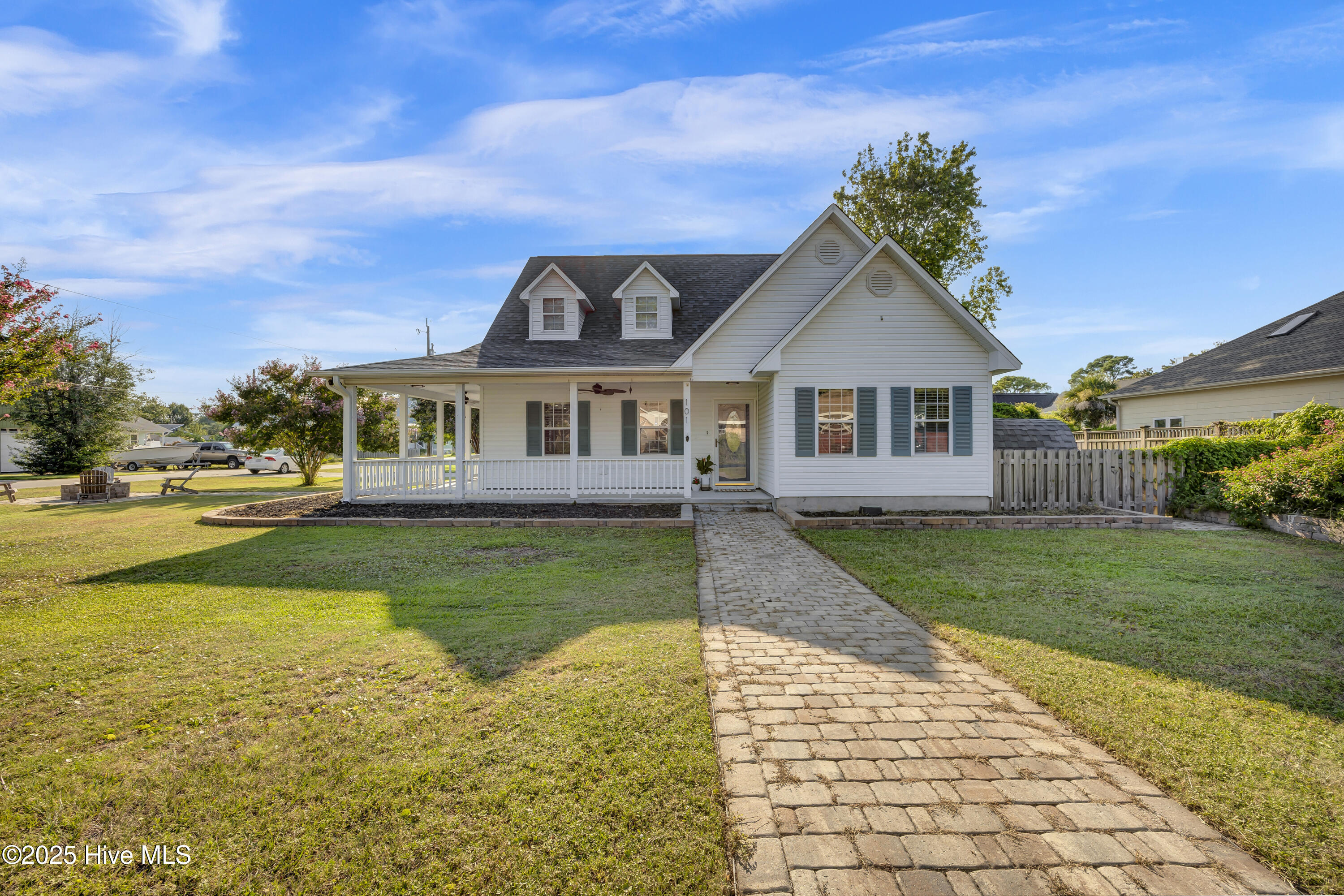 Carolina Beach, North Carolina, 28428, United States, 4 Bedrooms Bedrooms, ,4 BathroomsBathrooms,Residential,For Sale,1906698