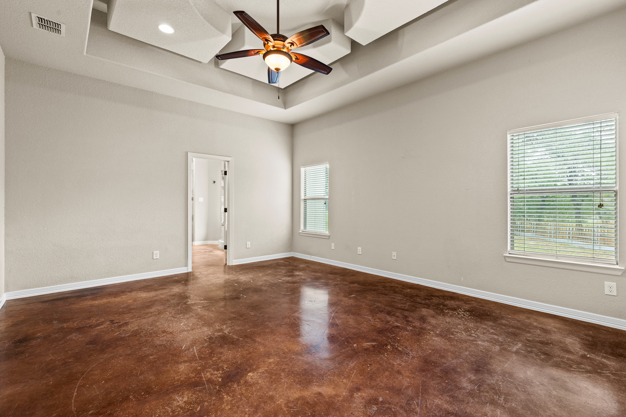 La Vernia, Texas, 78121, United States, 3 Bedrooms Bedrooms, ,Residential,For Sale,1943092